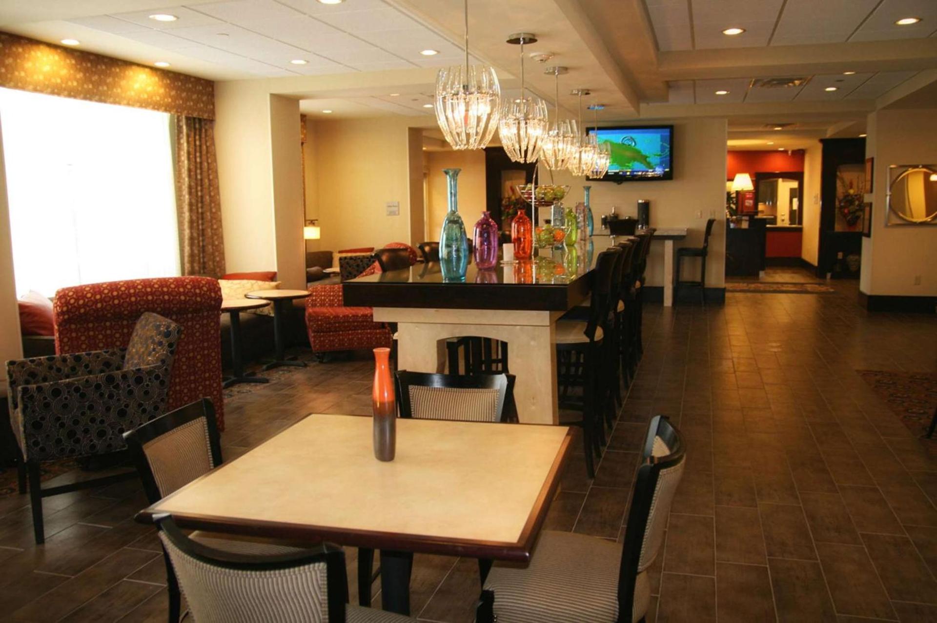 Hampton Inn Orange photo 15
