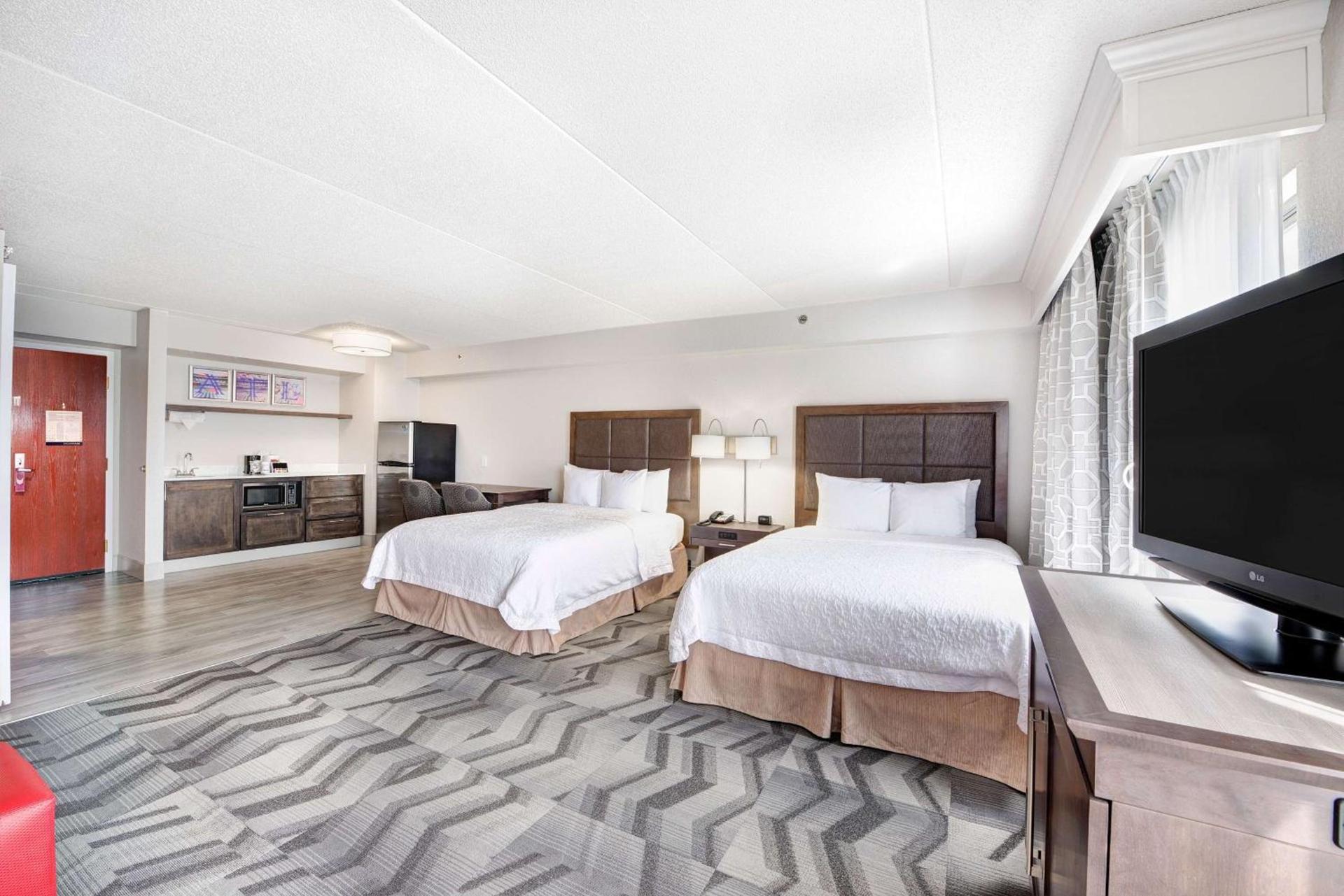Hampton Inn & Suites Atlanta-Galleria photo 15
