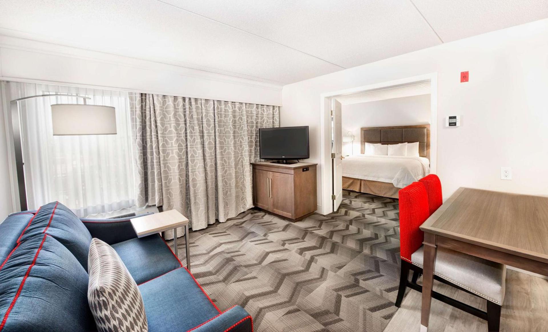 Hampton Inn & Suites Atlanta-Galleria photo 41