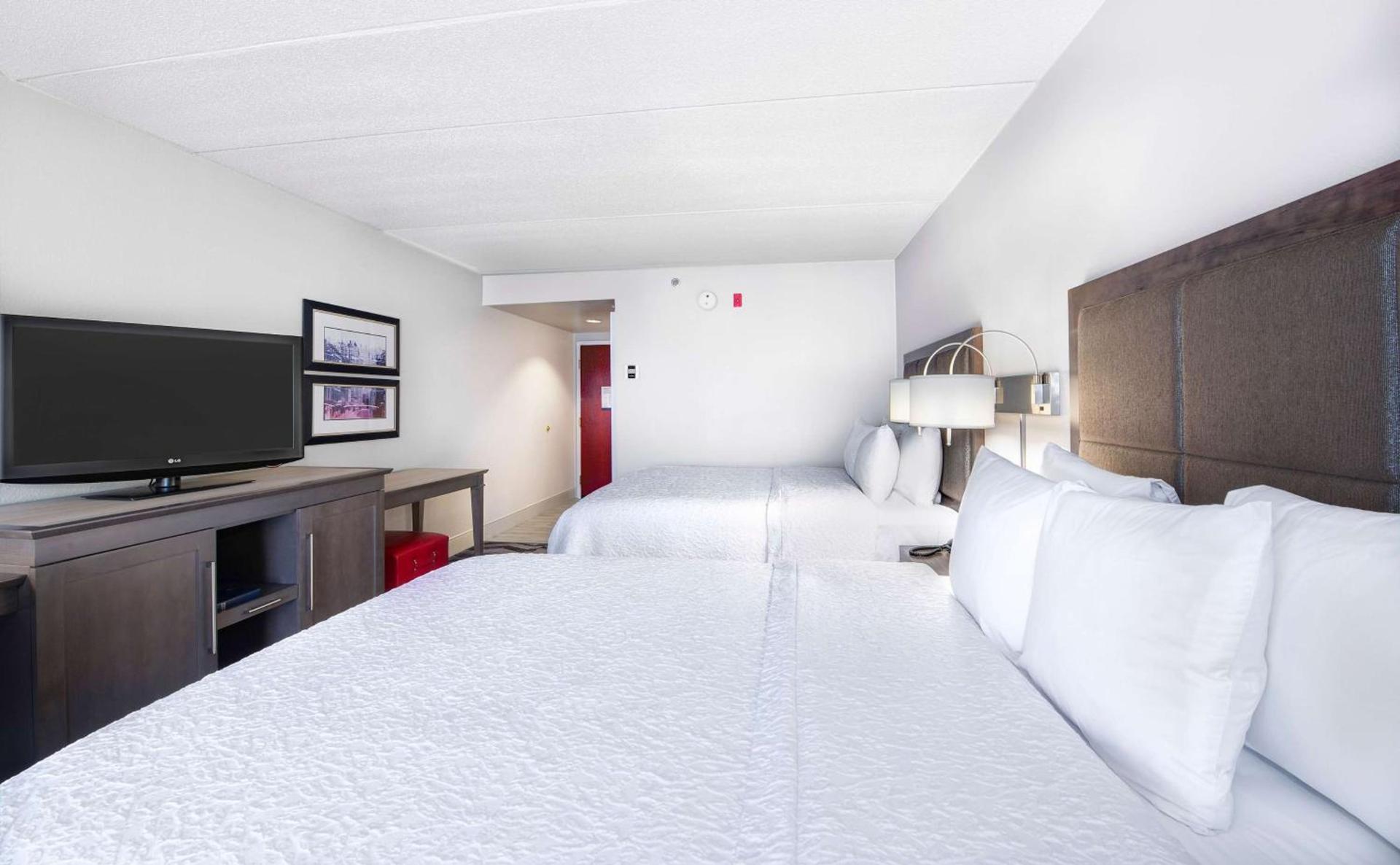 Hampton Inn & Suites Atlanta-Galleria photo 50