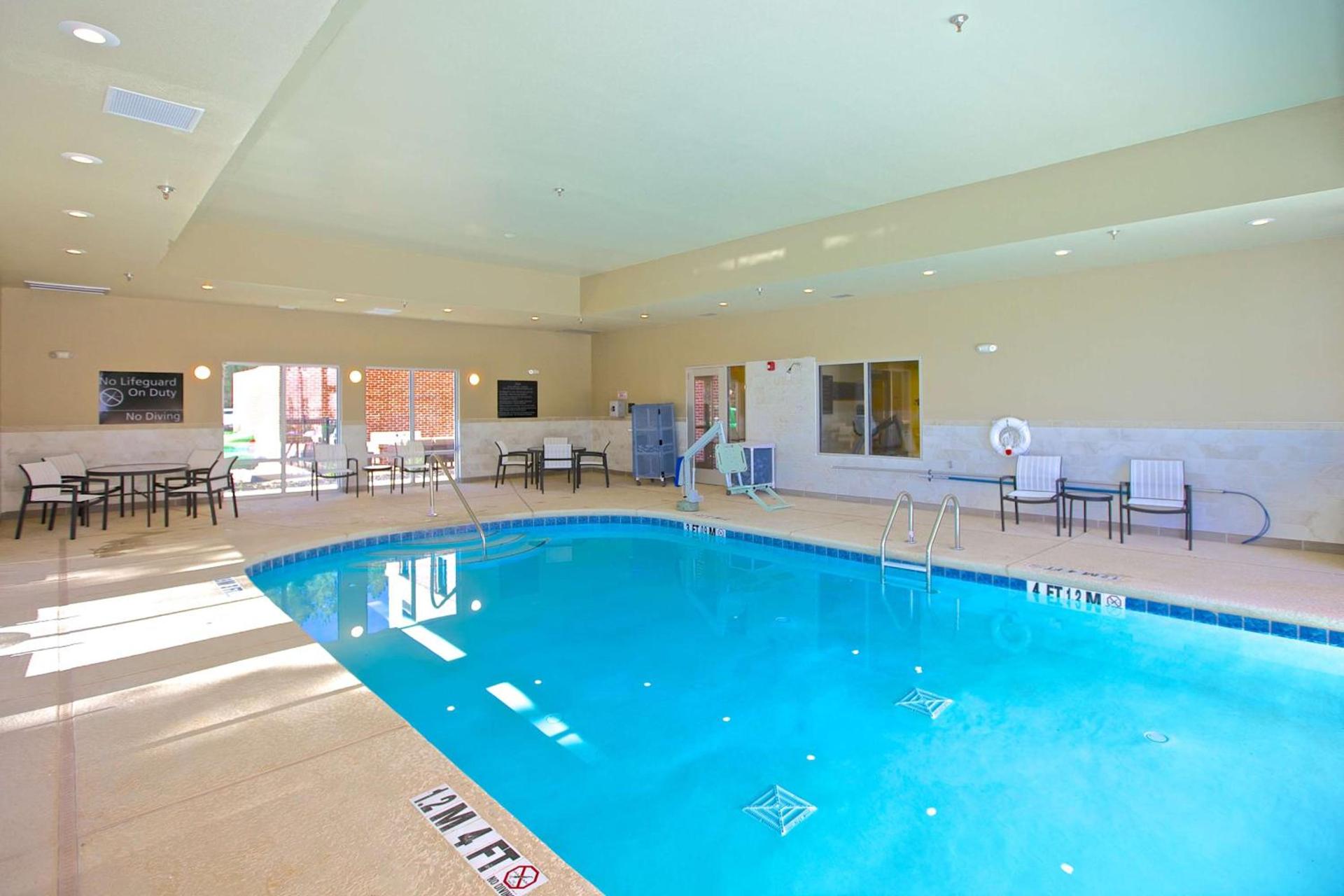 Hampton Inn Atlanta McDonough photo 2
