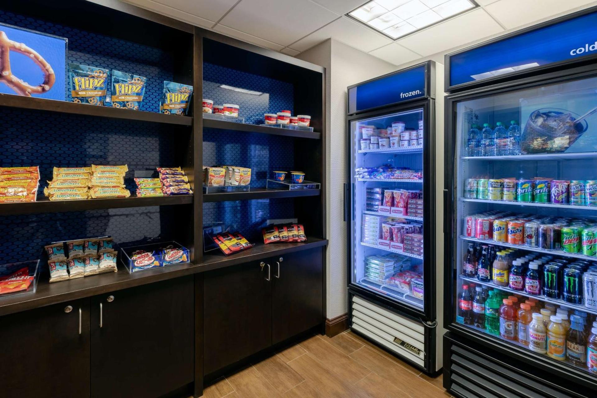 Hampton Inn Atlanta McDonough photo 14