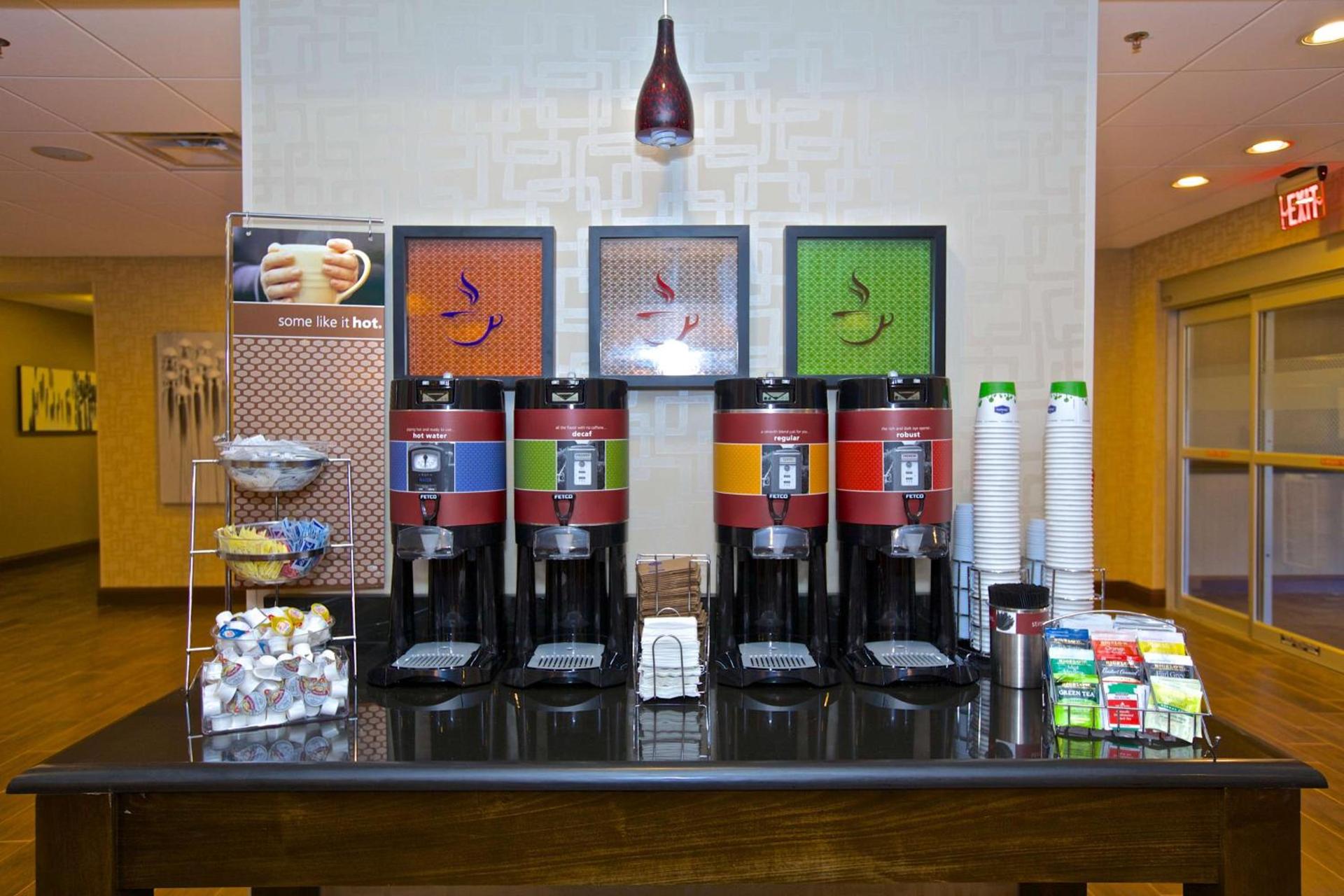 Hampton Inn Atlanta McDonough photo 16