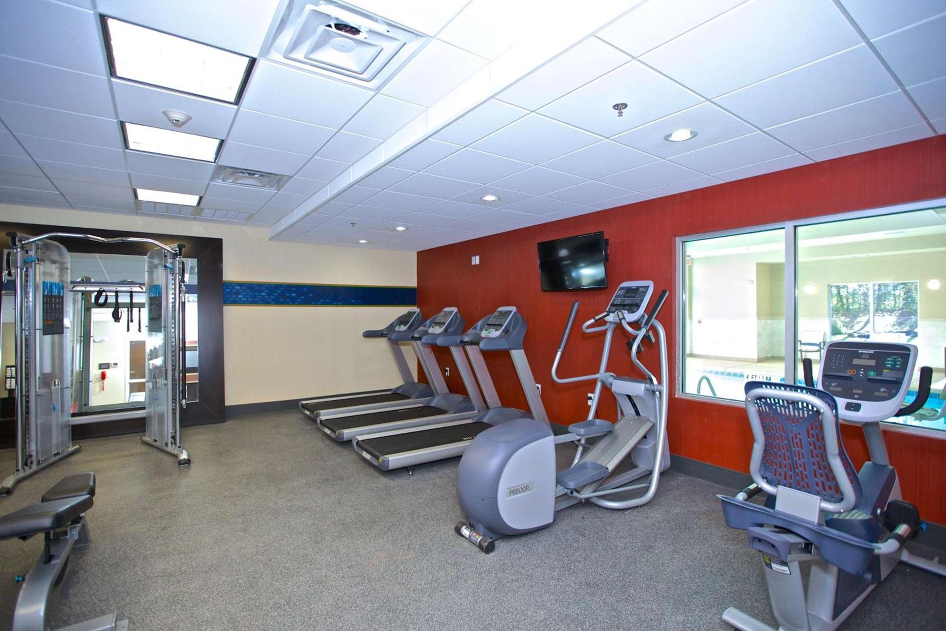 Hampton Inn Atlanta McDonough photo 18