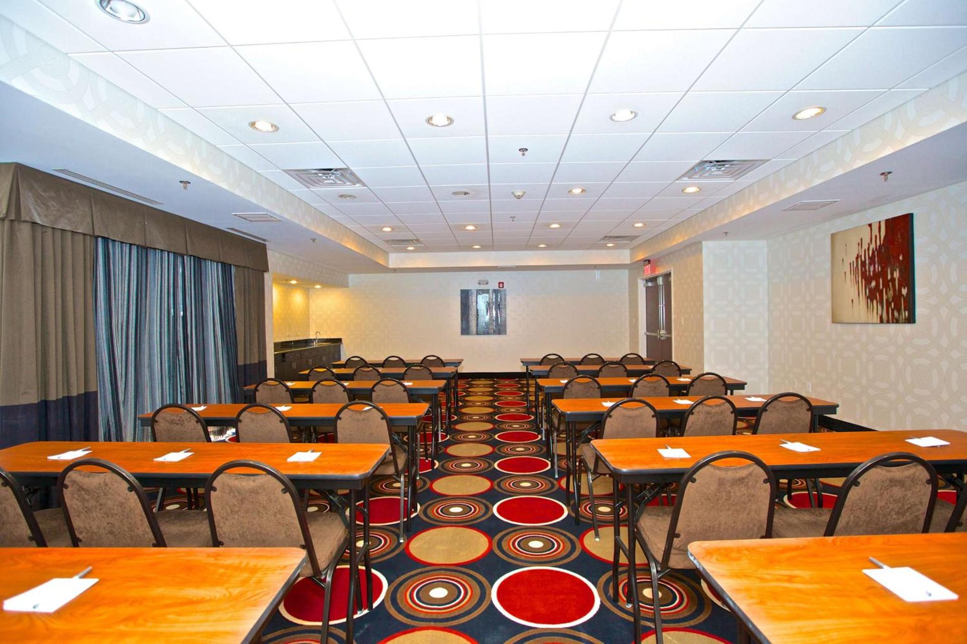 Hampton Inn Atlanta McDonough photo 20
