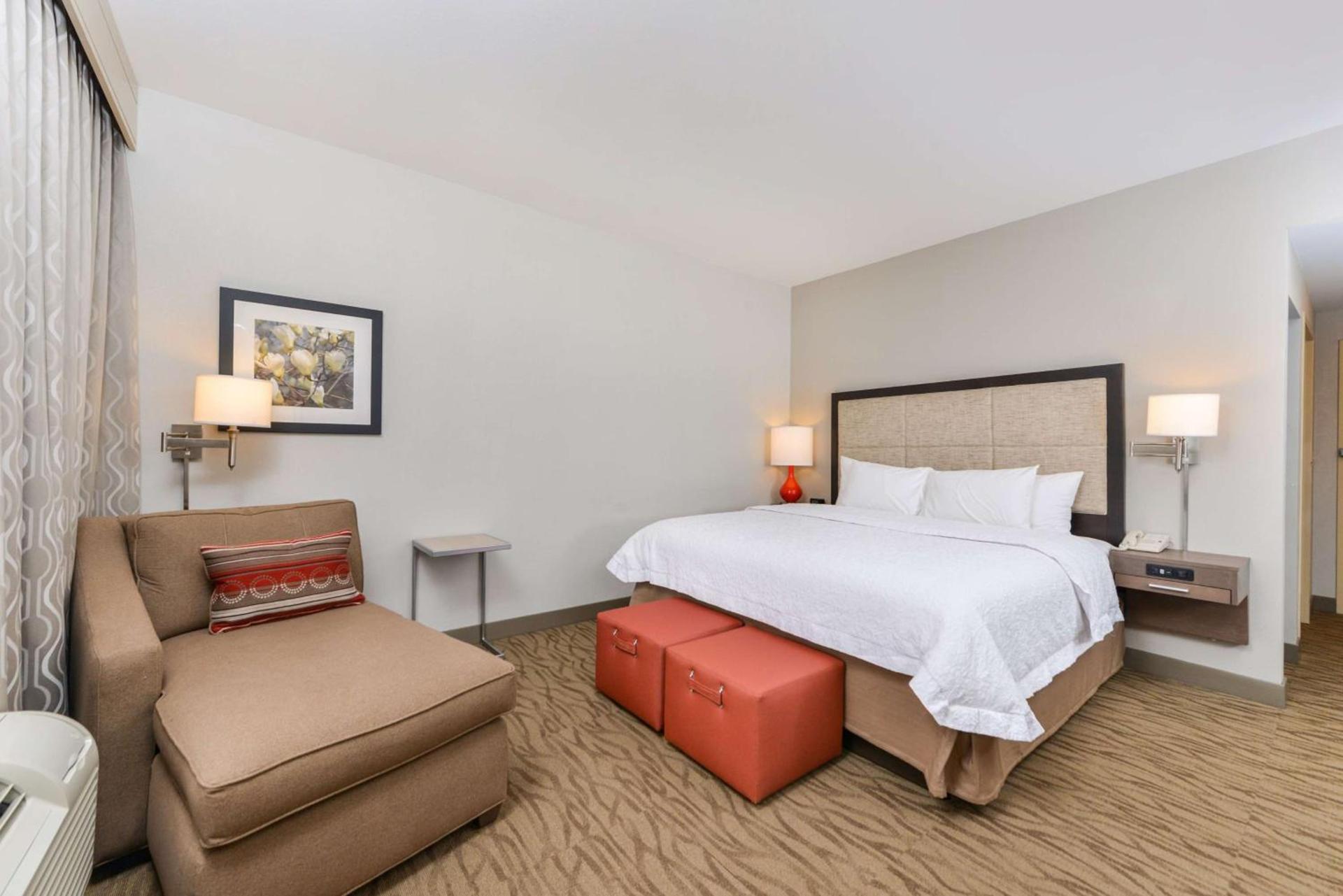 Hampton Inn Gonzales photo 33