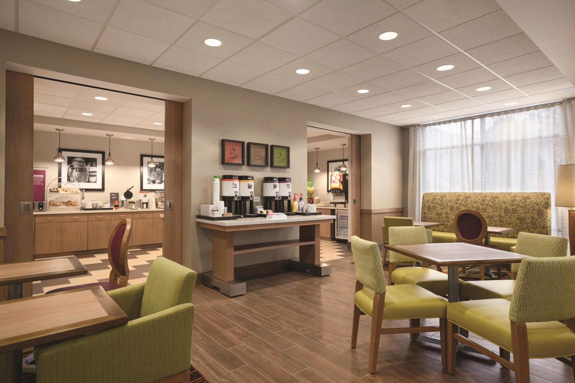 Hampton Inn Brigham City photo 8