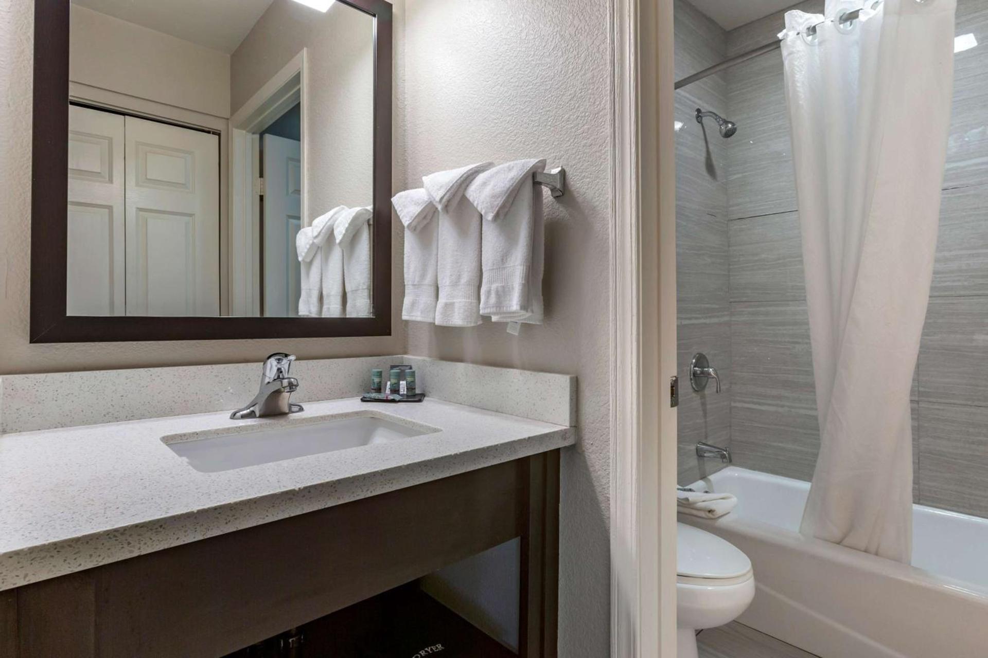 Best Western North Phoenix Hotel photo 27