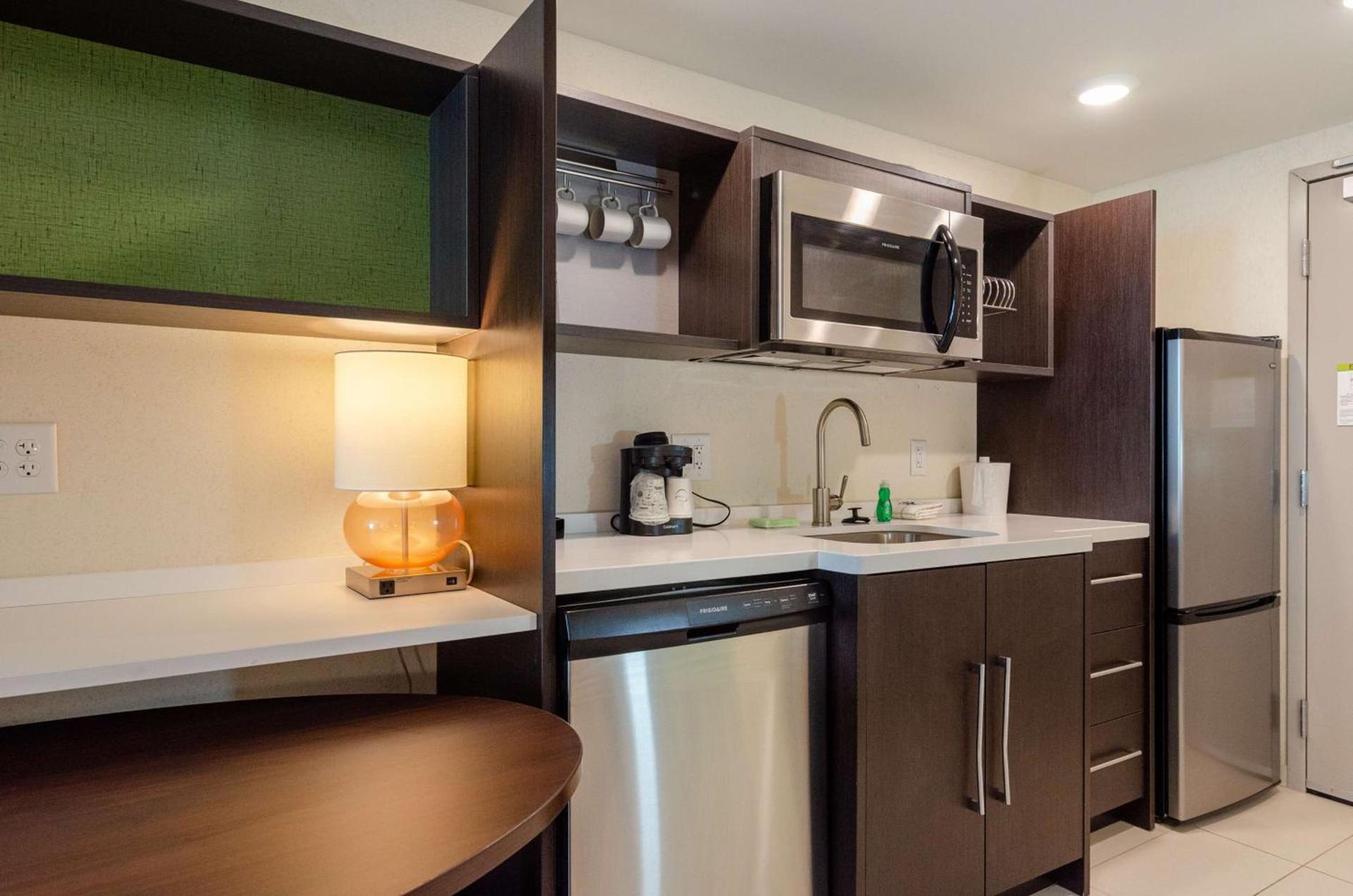 Home2 Suites By Hilton Atlanta Camp Creek Parkway, Ga photo 12