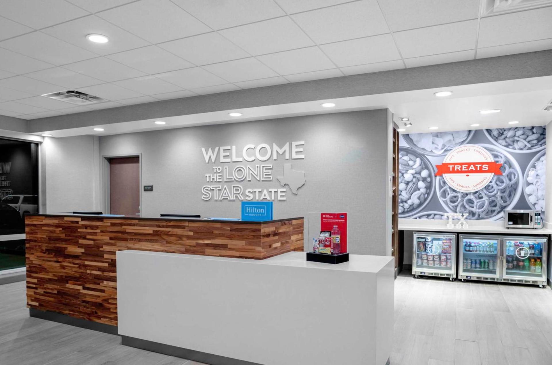 Hampton Inn & Suites Cedar Park North Austin, Tx photo 3