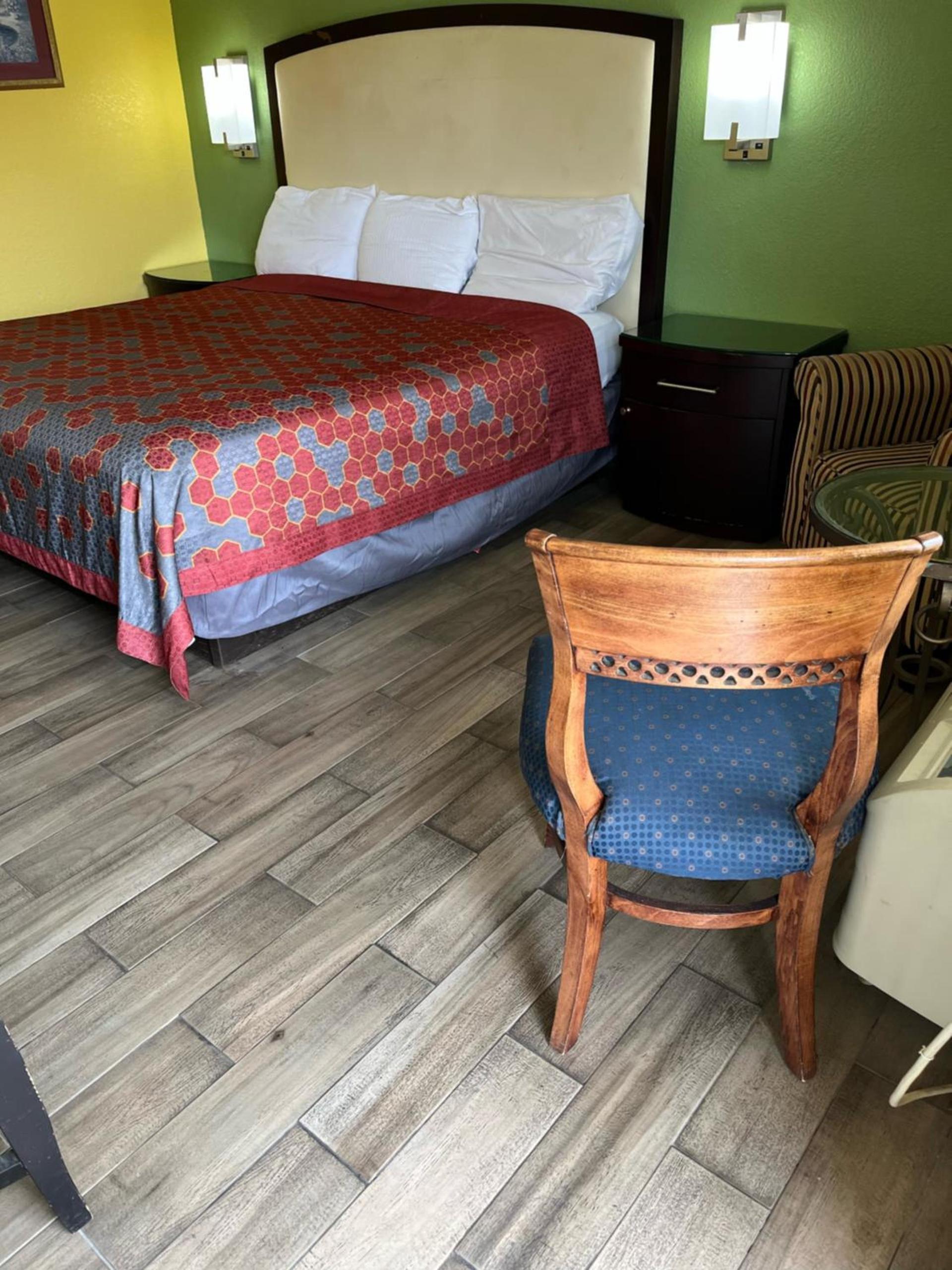 Hallmarc Inn New Albany photo 10