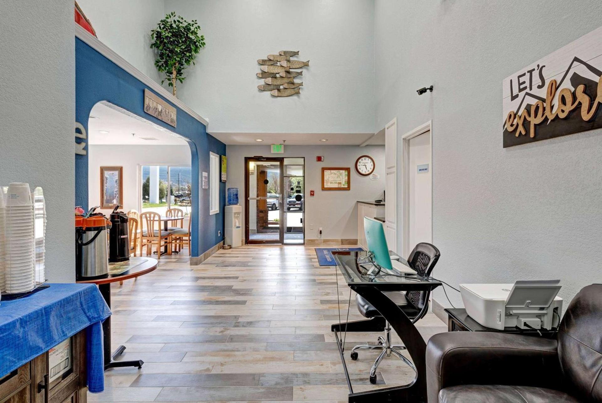 Baymont by Wyndham Salida photo 16
