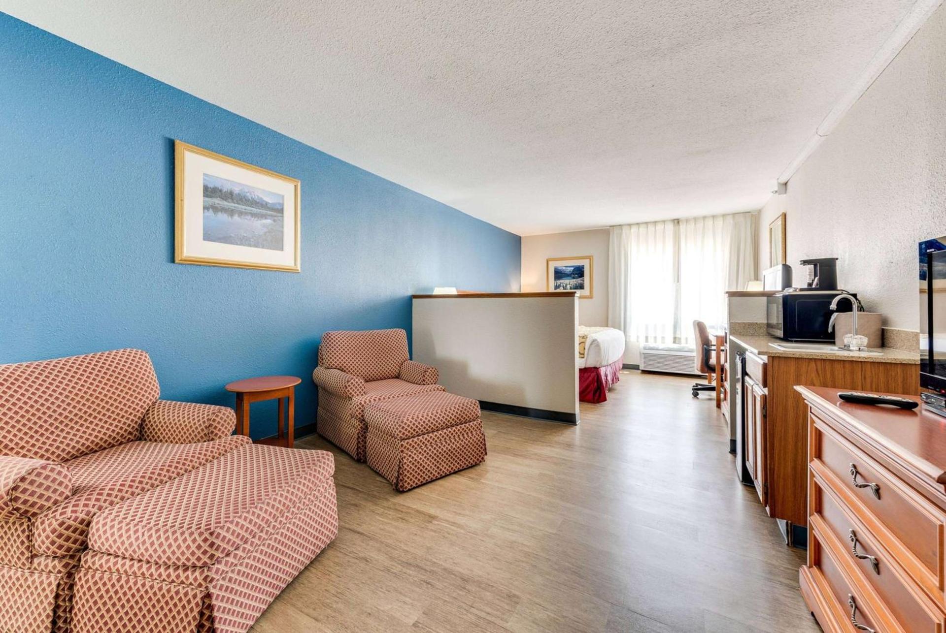 Baymont by Wyndham Salida photo 32