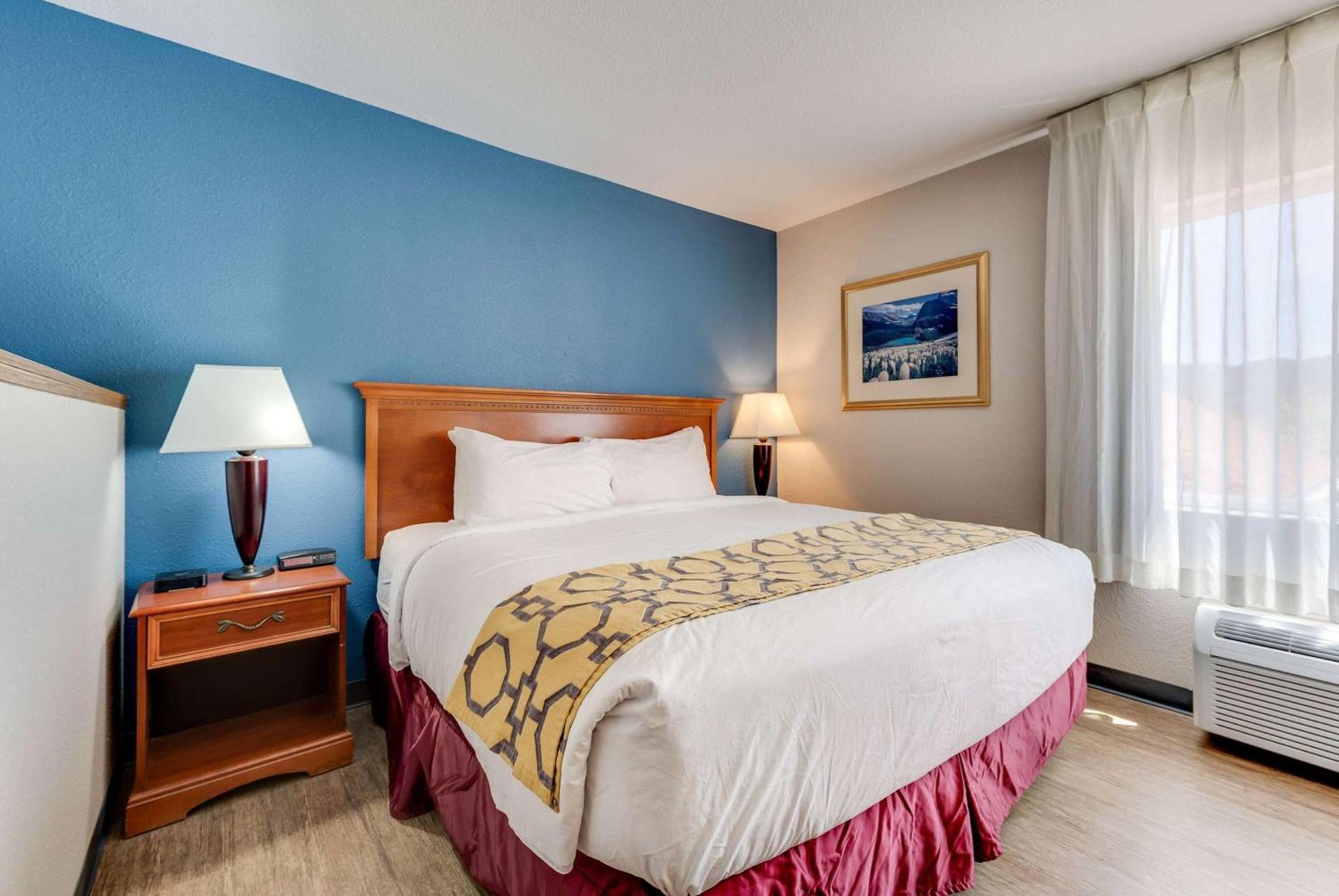 Baymont by Wyndham Salida photo 33