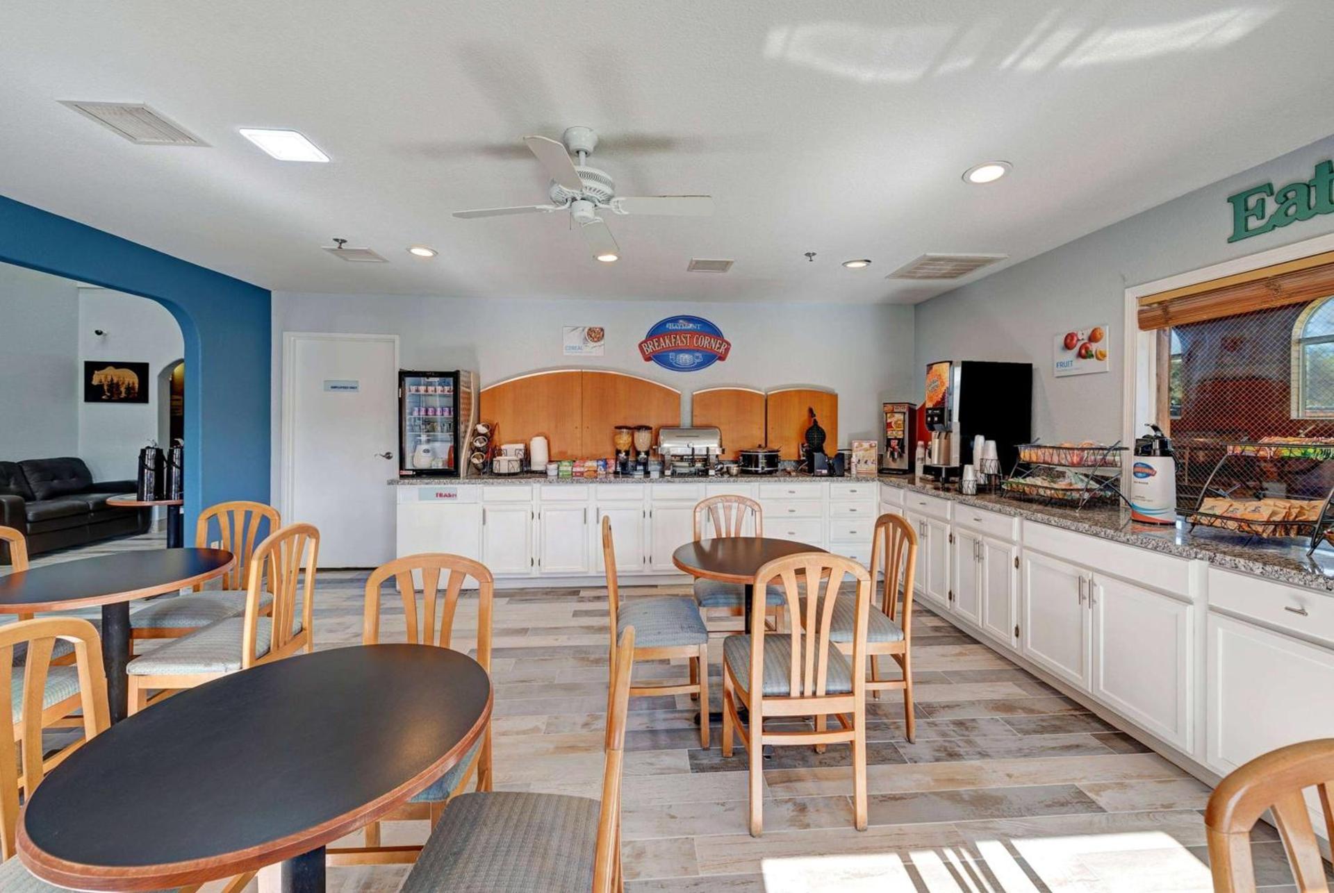Baymont by Wyndham Salida photo 64