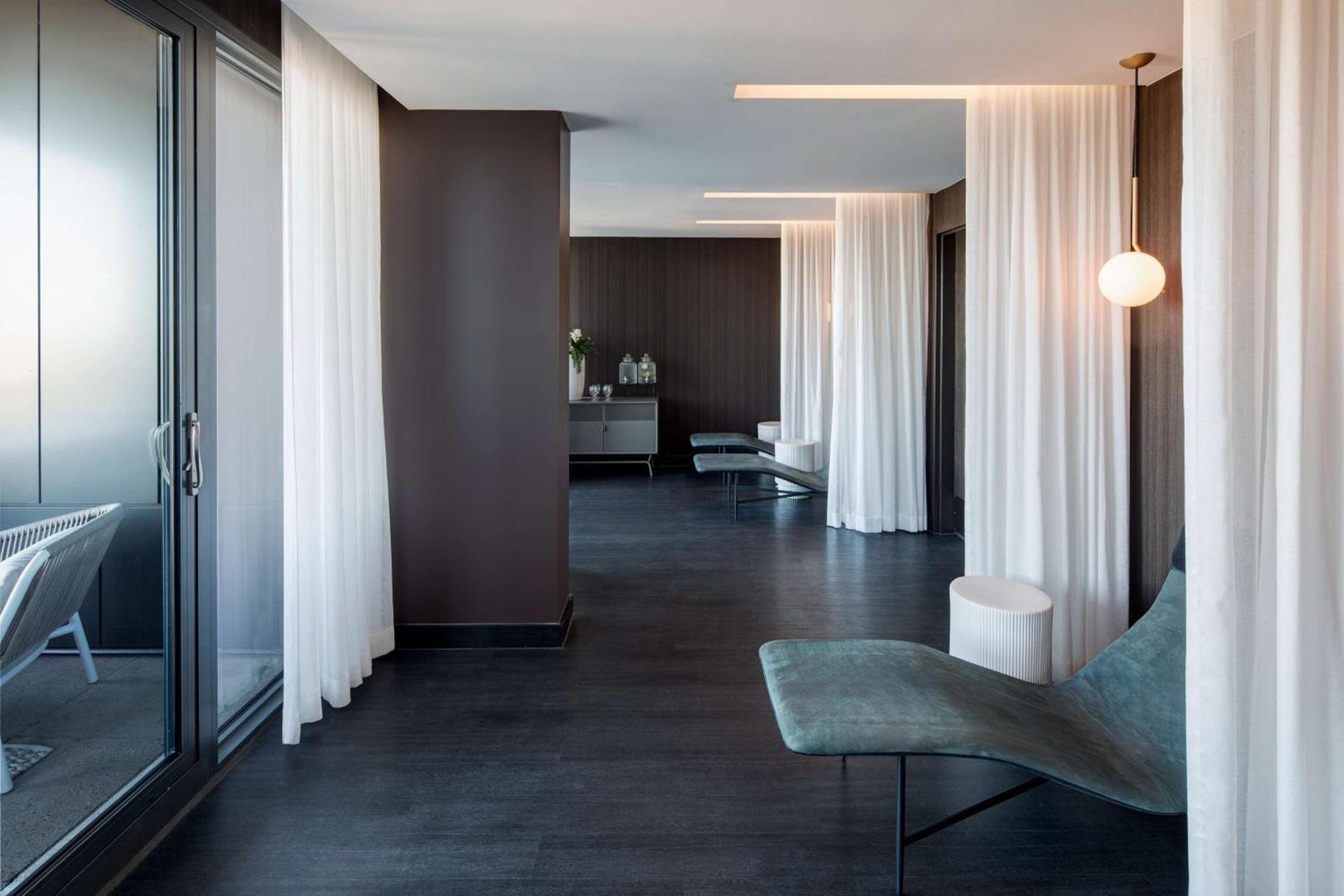 Amway Grand Plaza Hotel, Curio Collection by Hilton photo 78