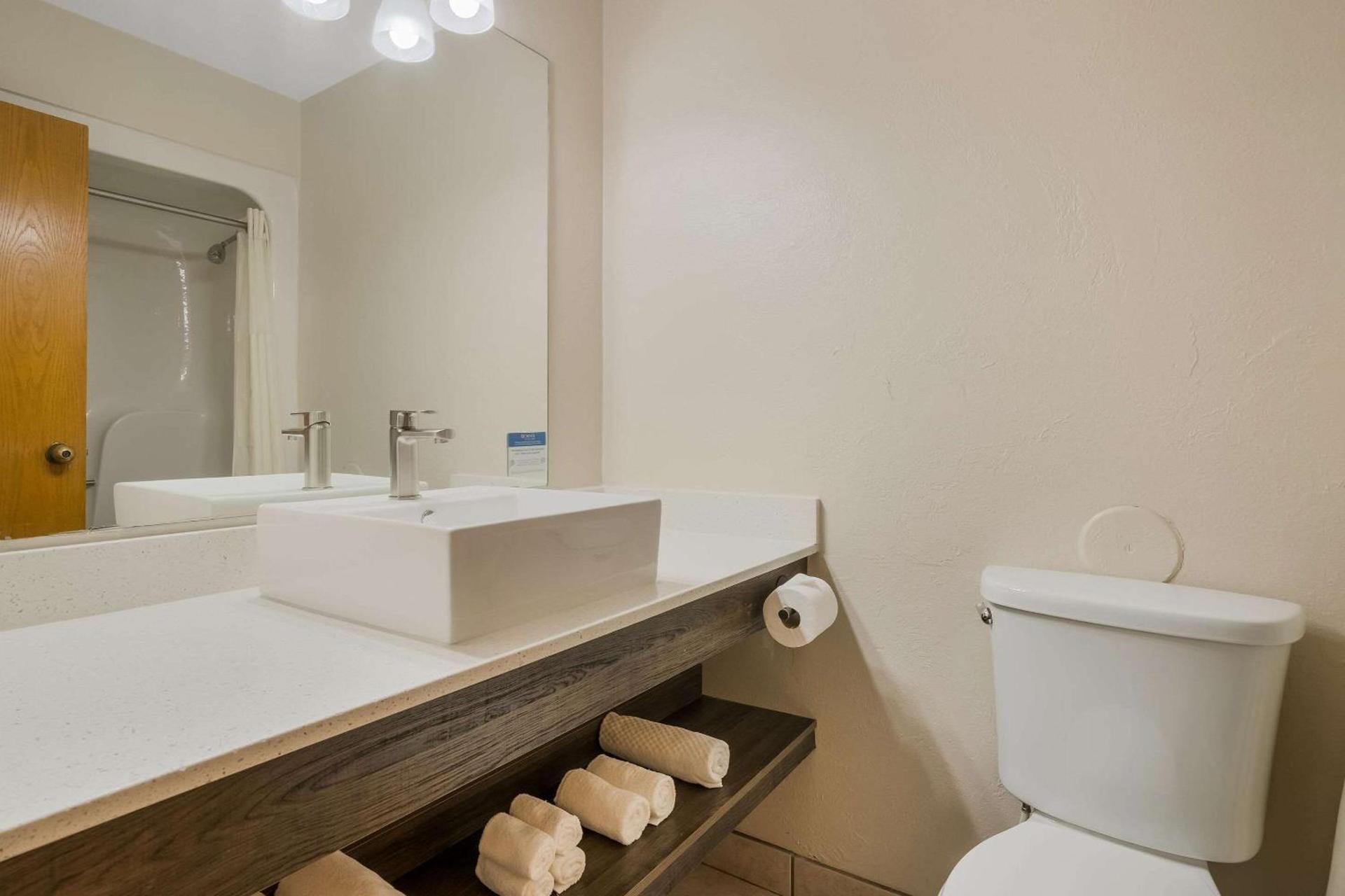 Quality Inn Richfield I-70 photo 19