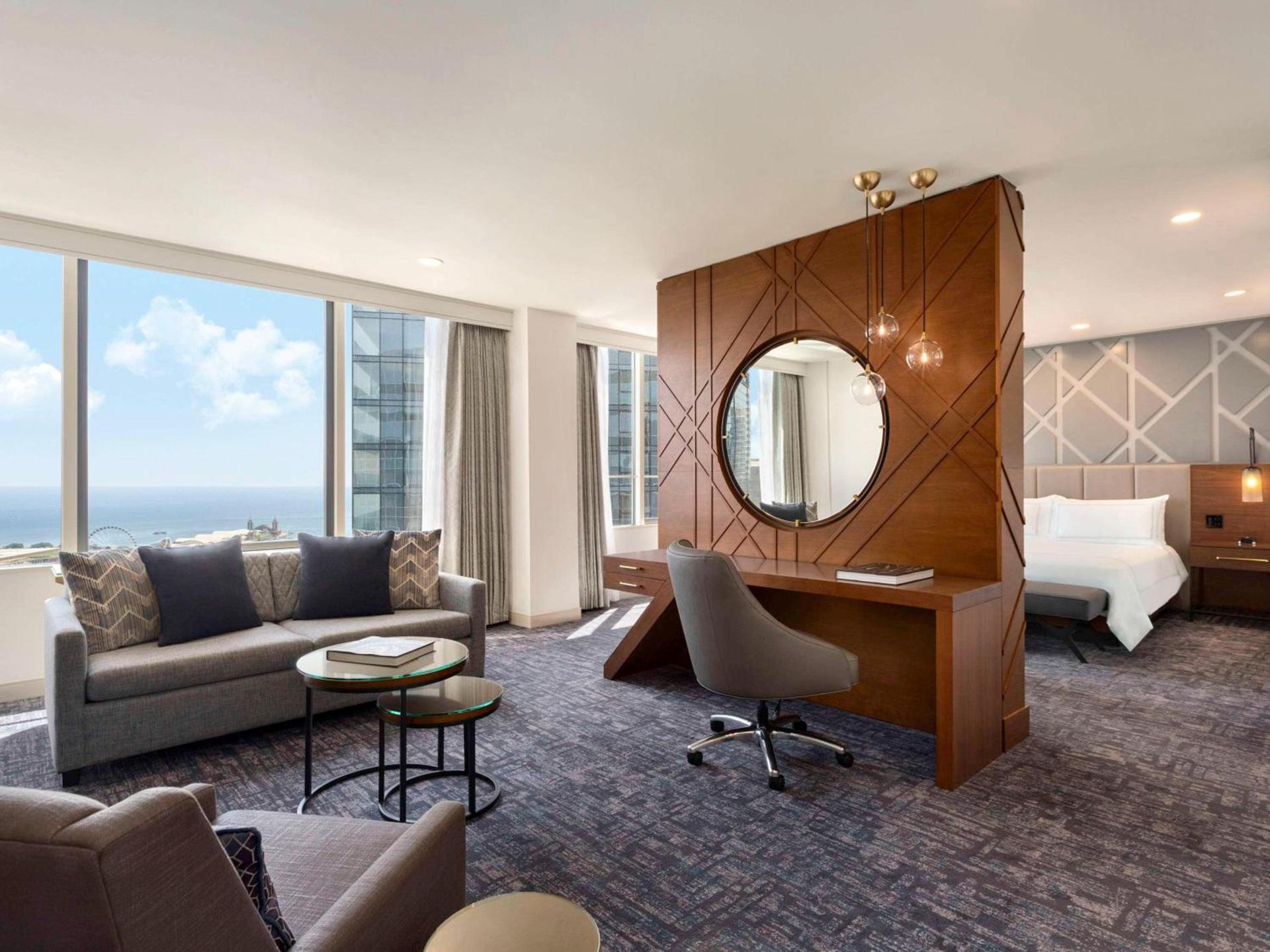 Swissotel Chicago photo 37
