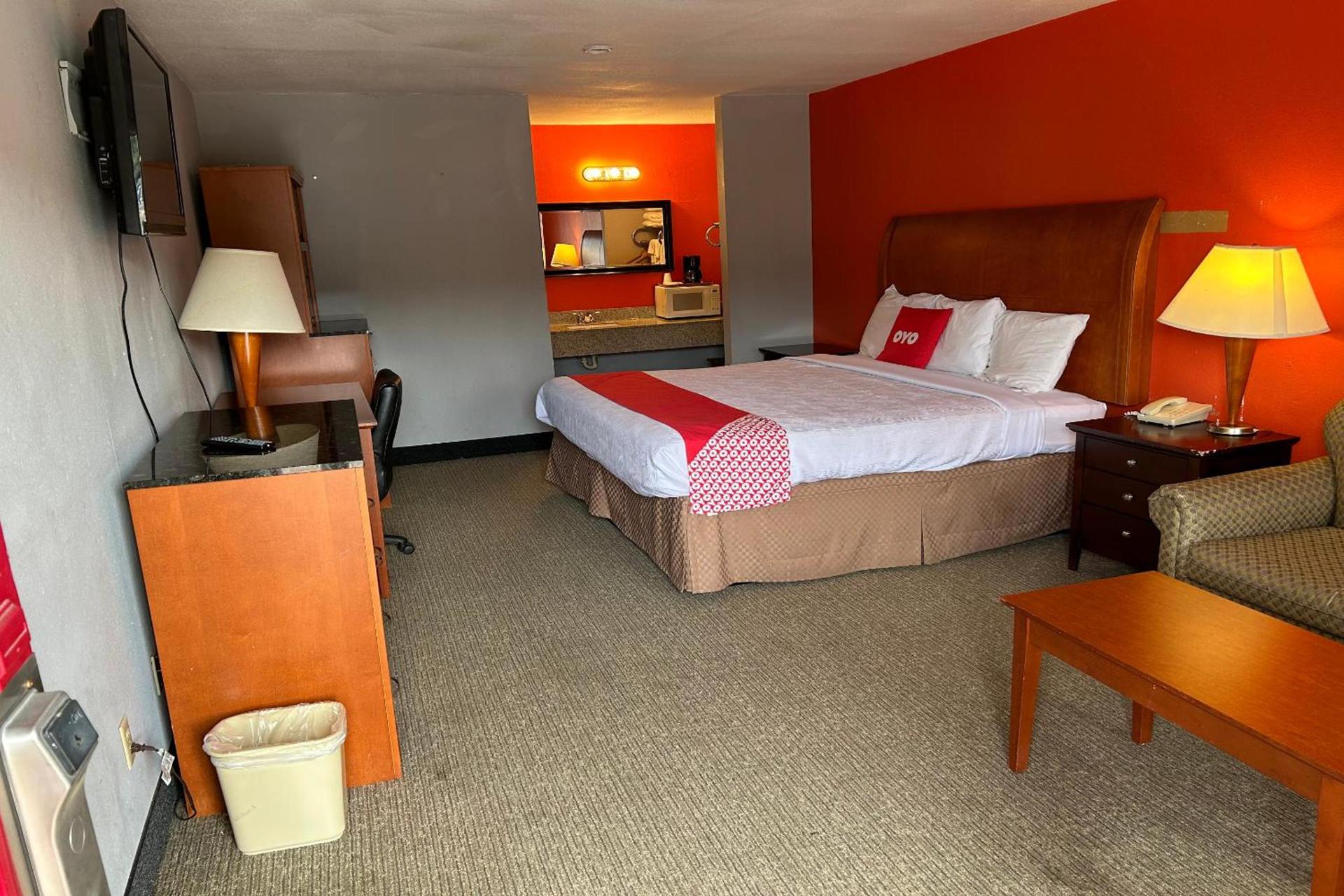 Rodeway Inn & Suites Jefferson photo 13