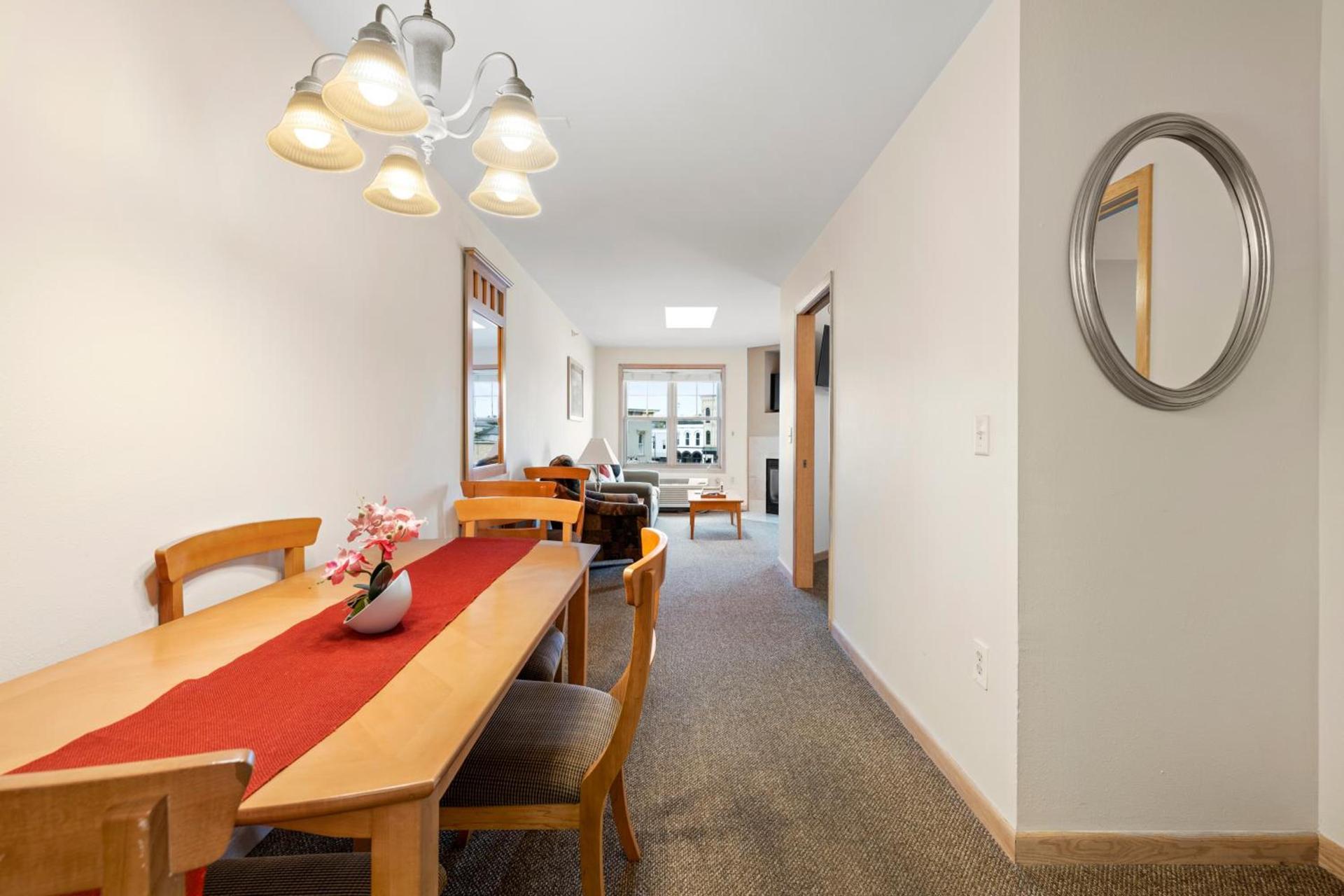 Mill Creek Hotel photo 26