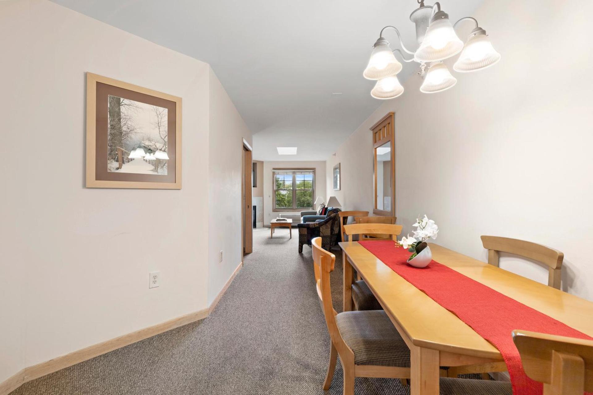 Mill Creek Hotel photo 30