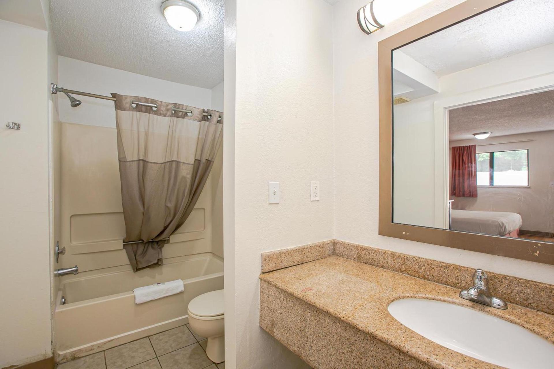 Motel 6-Dayton, OH - Englewood photo 32