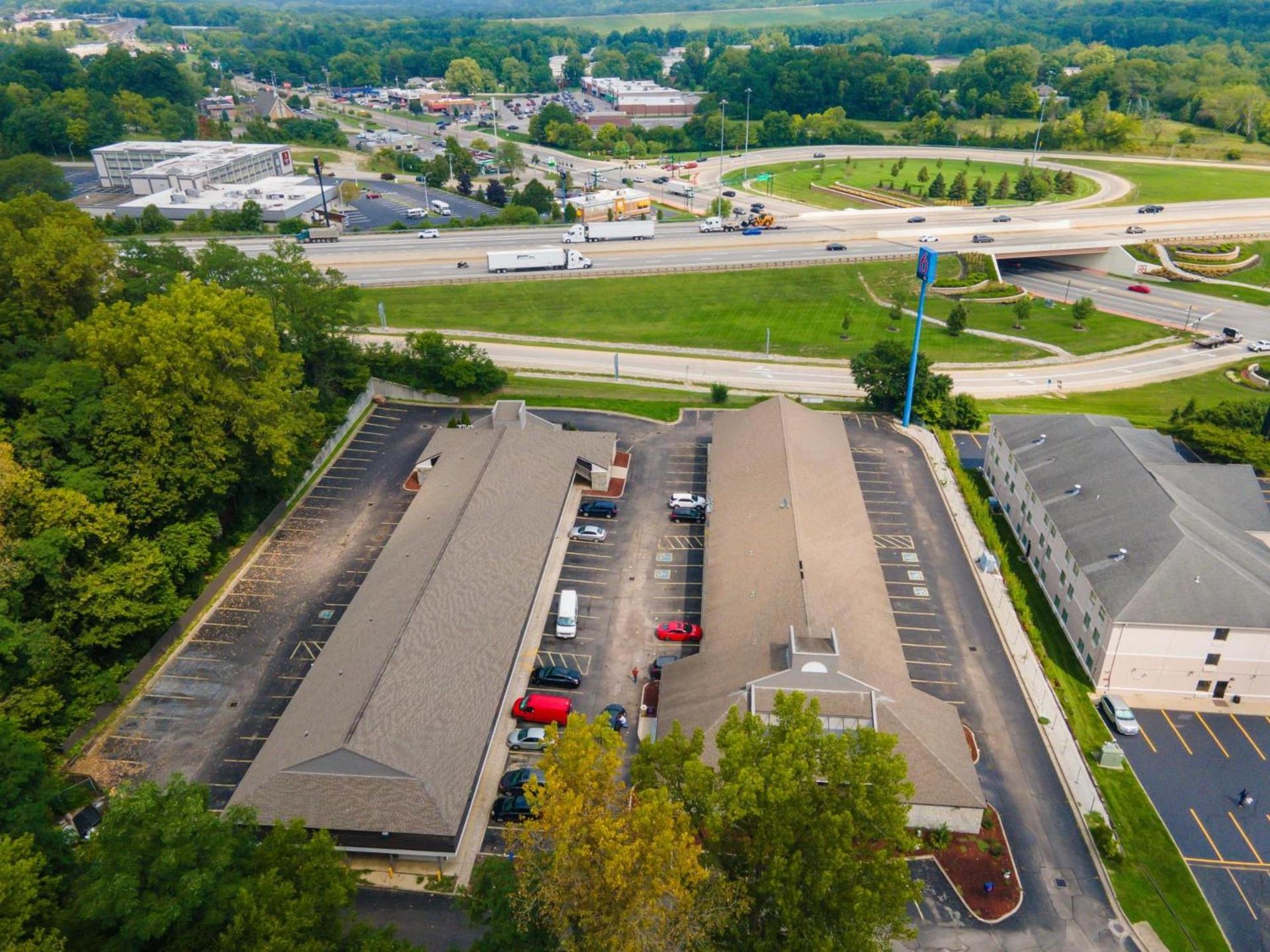 Motel 6-Dayton, OH - Englewood photo 2