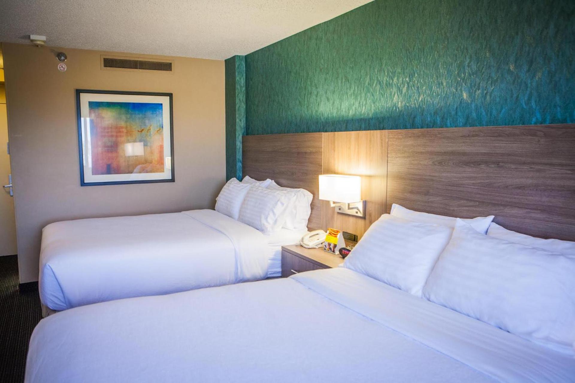 Holiday Inn Des Moines-Downtown-Mercy Campus by IHG photo 2