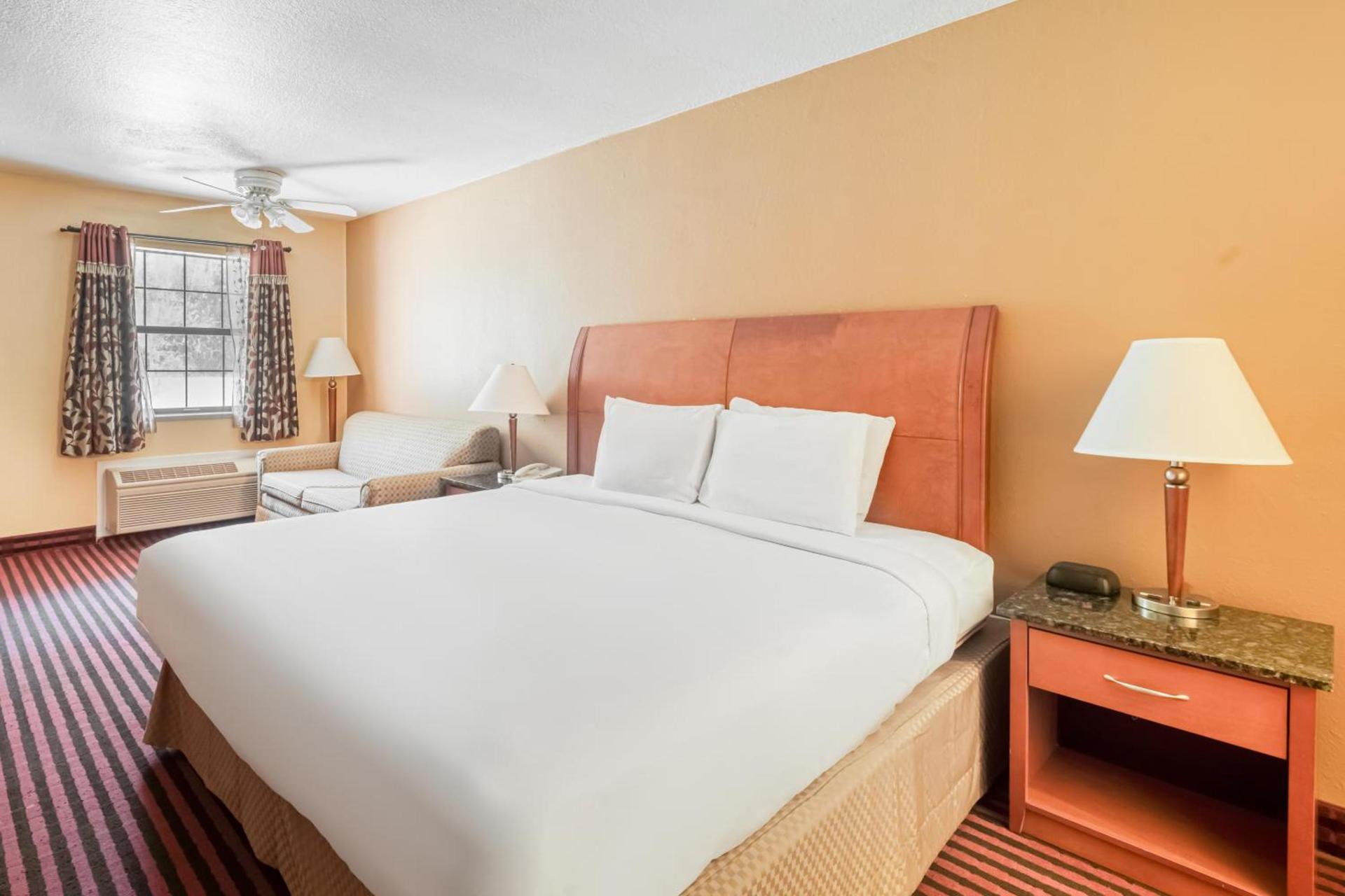 Rodeway Inn & Suites Jefferson photo 23