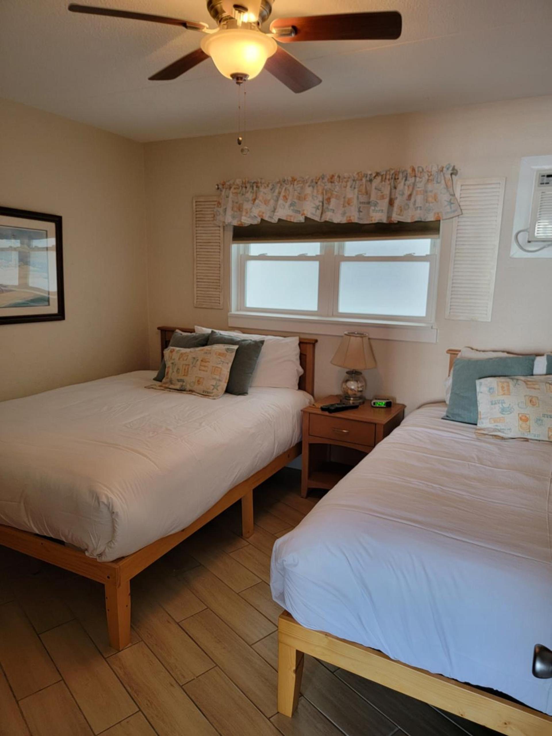 Nassau Inn Beachfront photo 58