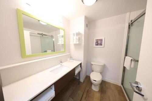 Hampton Inn Hutchinson photo 34