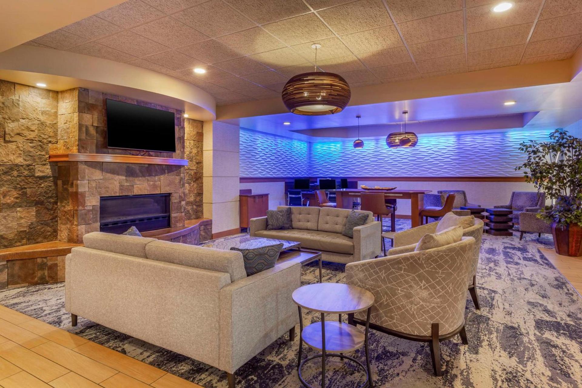 Best Western Plus Butte Plaza Inn photo 37