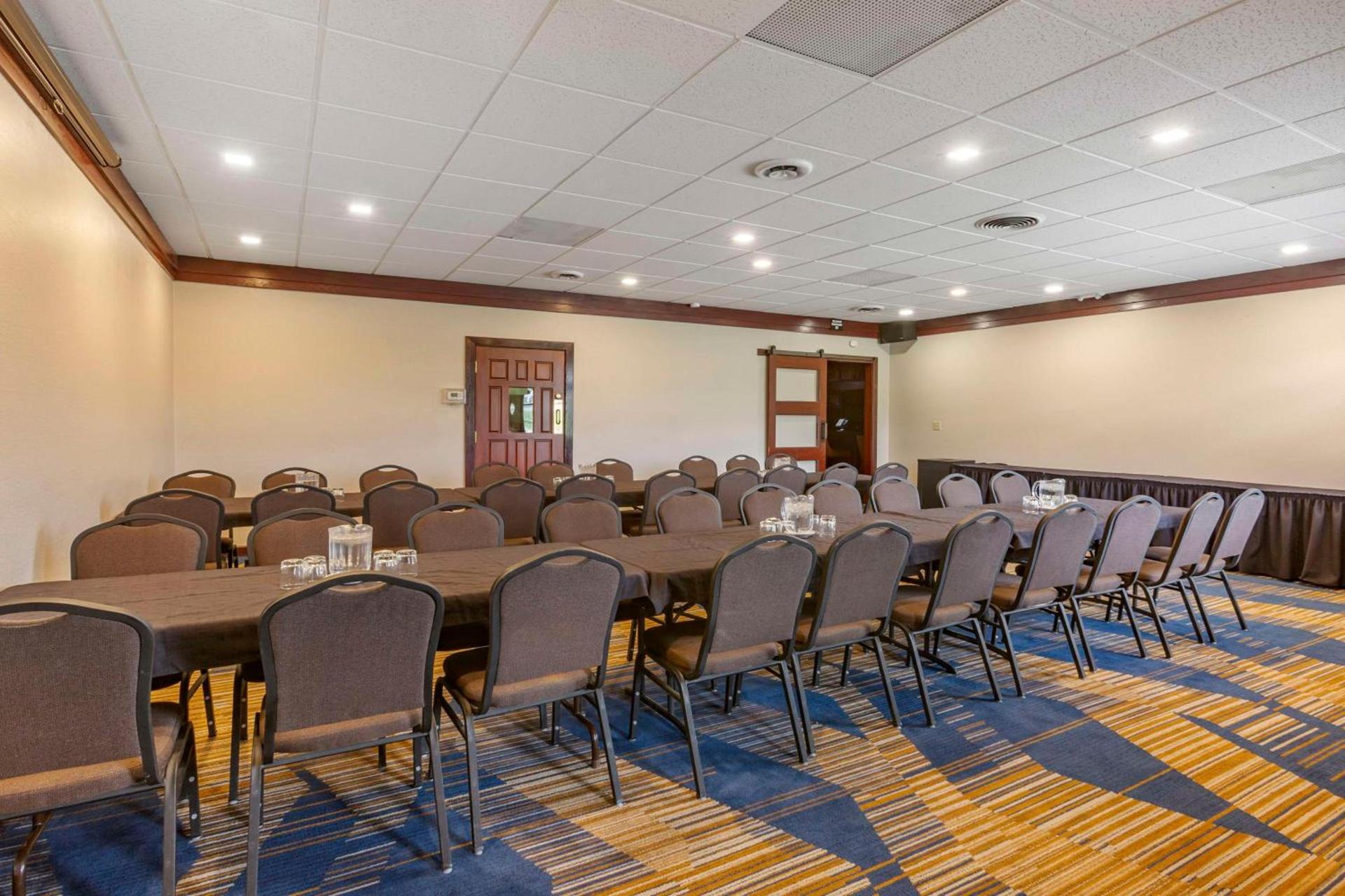 Best Western Plus Butte Plaza Inn photo 48