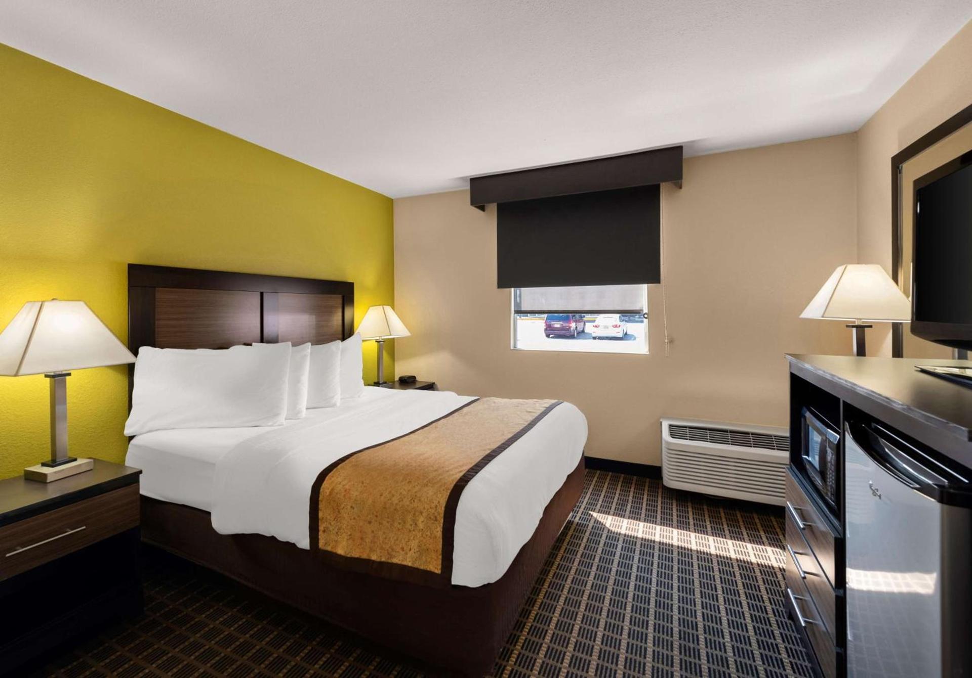 Best Western Adena Inn photo 16