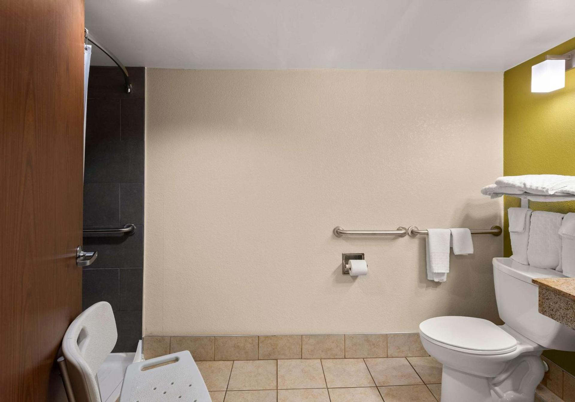 Best Western Adena Inn photo 20