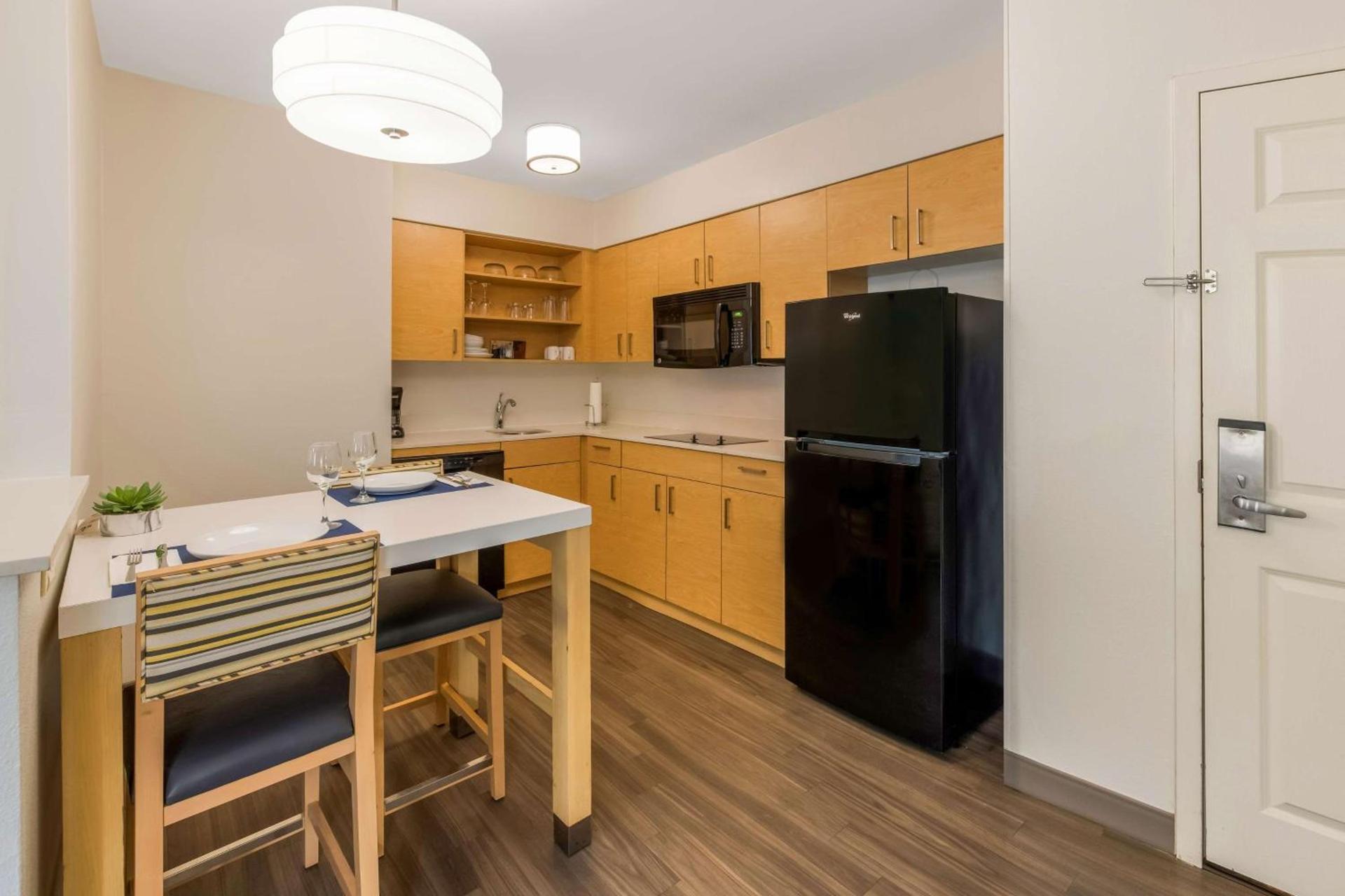 Sonesta ES Suites Charlotte Arrowood photo 12