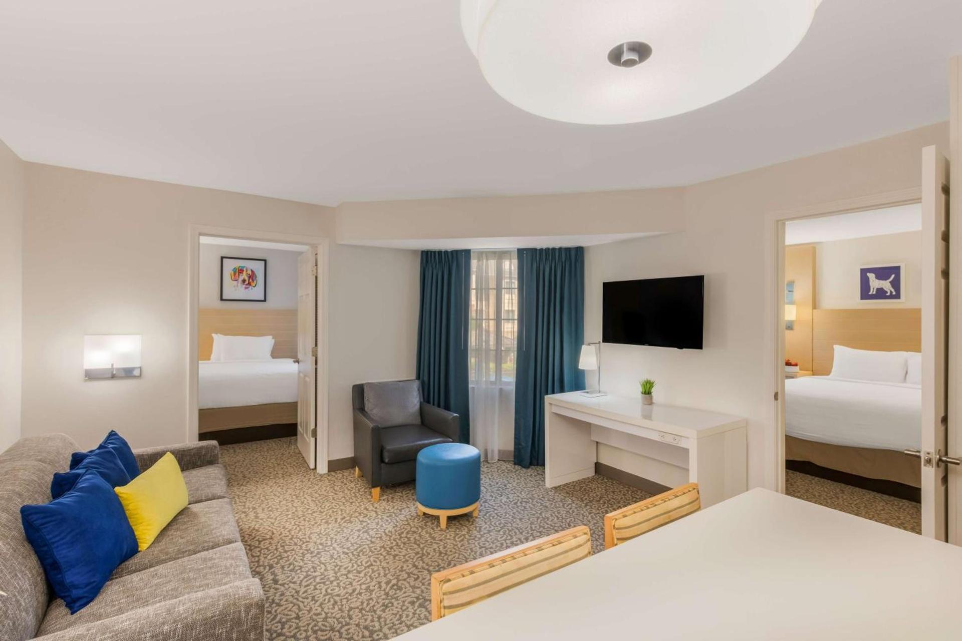 Sonesta ES Suites Charlotte Arrowood photo 27