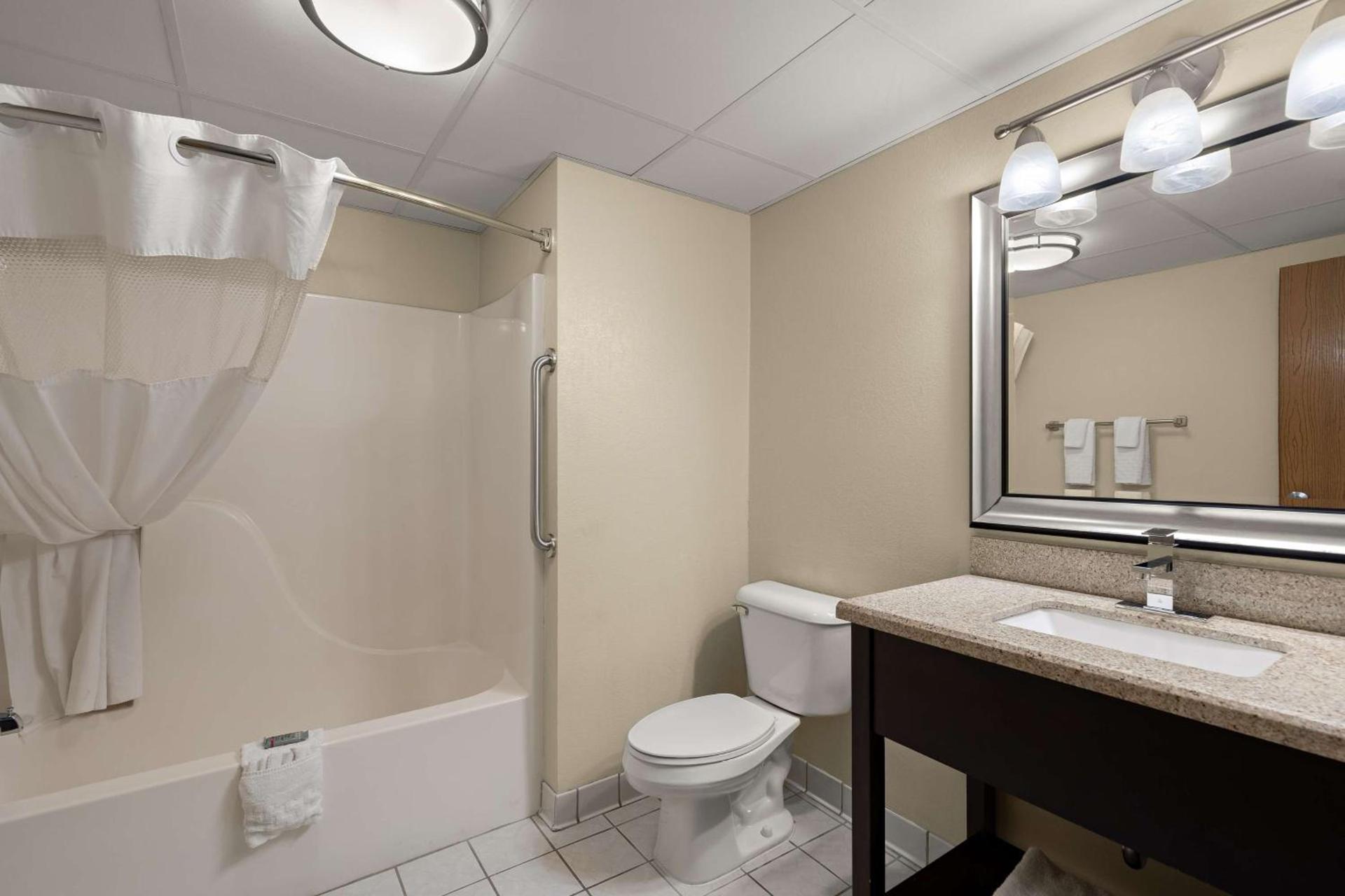 Best Western Germantown Inn photo 29