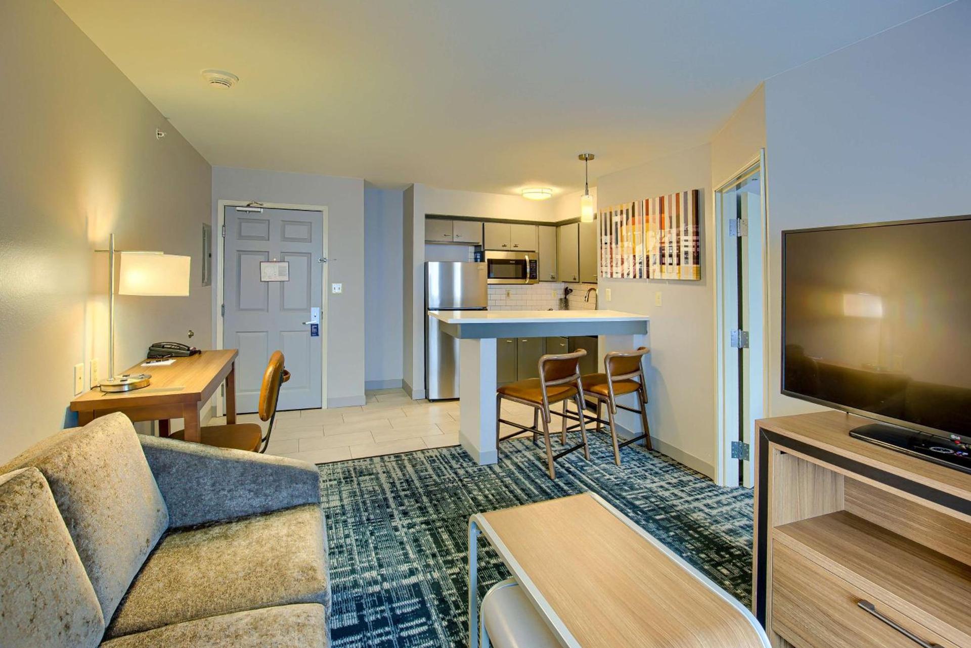 Homewood Suites by Hilton South Bend Notre Dame Area photo 2