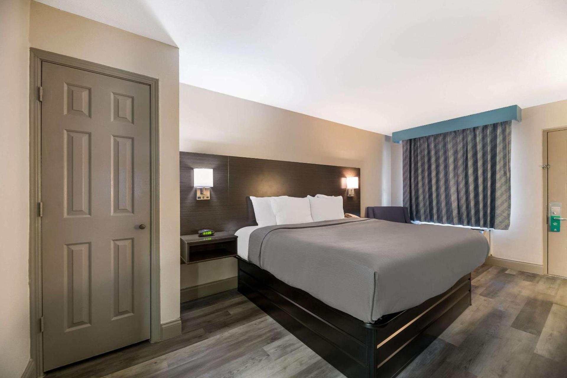 Quality Inn & Suites Altamonte Springs Orlando-North photo 11