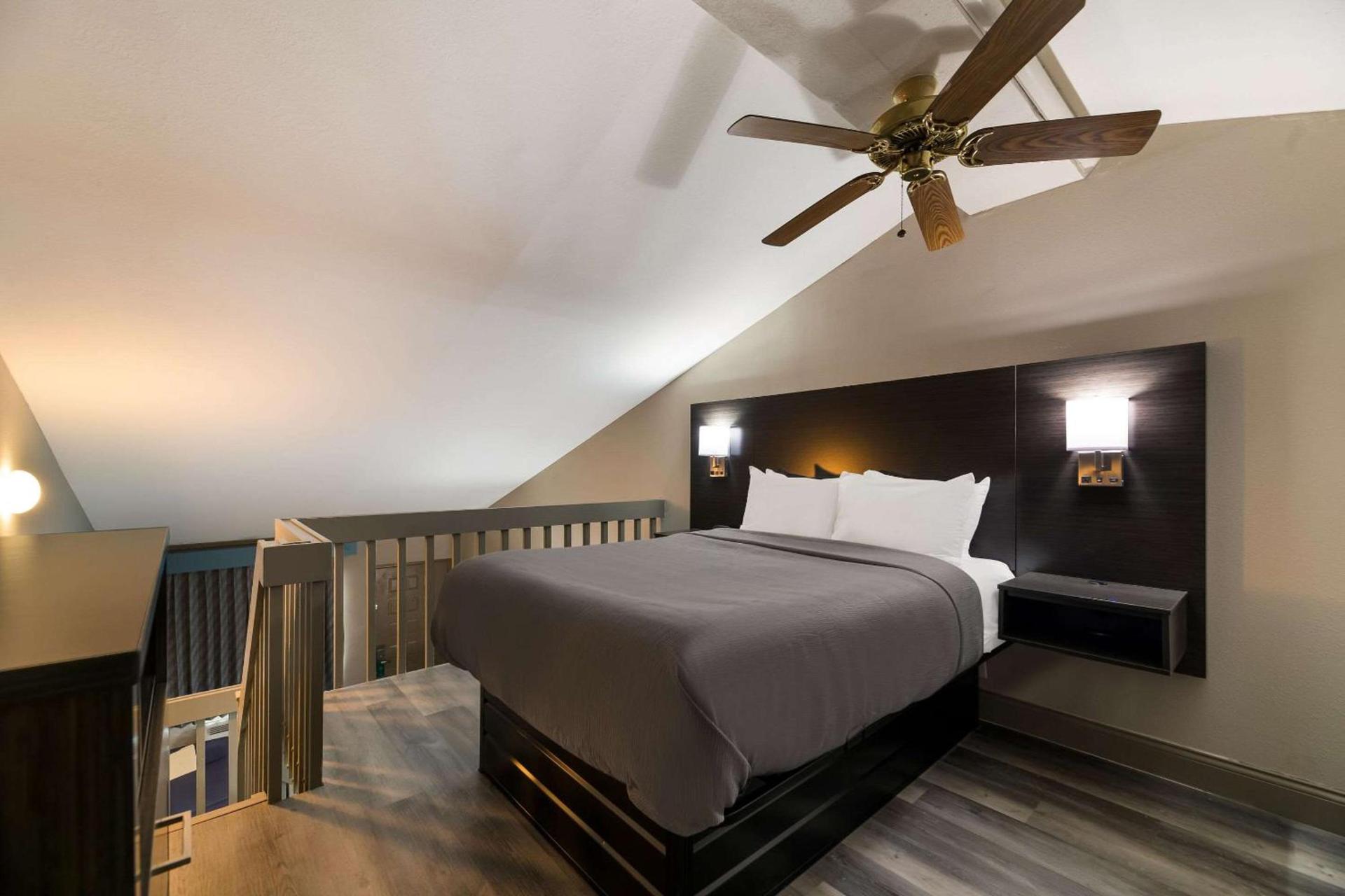 Quality Inn & Suites Altamonte Springs Orlando-North photo 30