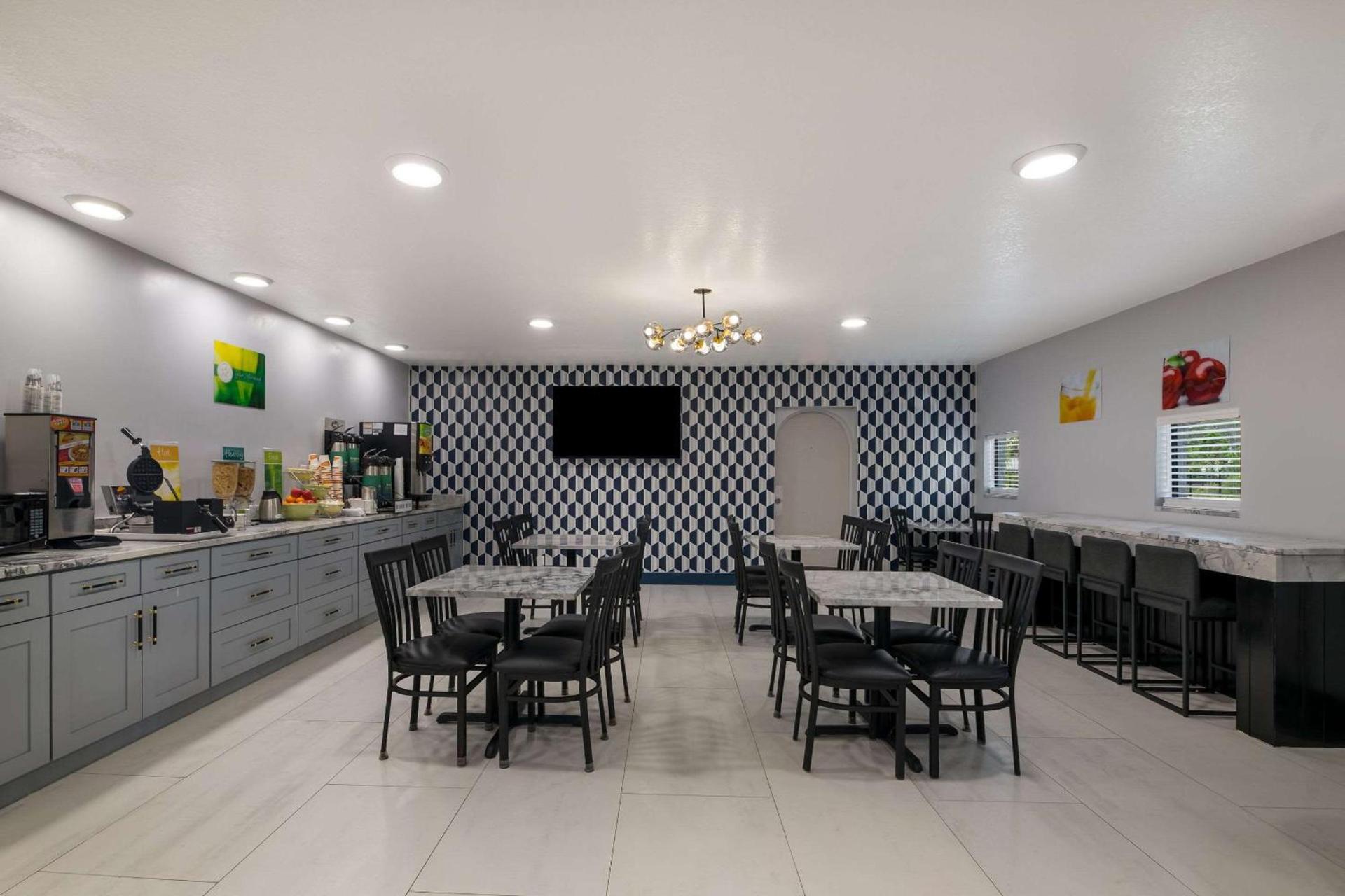 Quality Inn & Suites Altamonte Springs Orlando-North photo 36