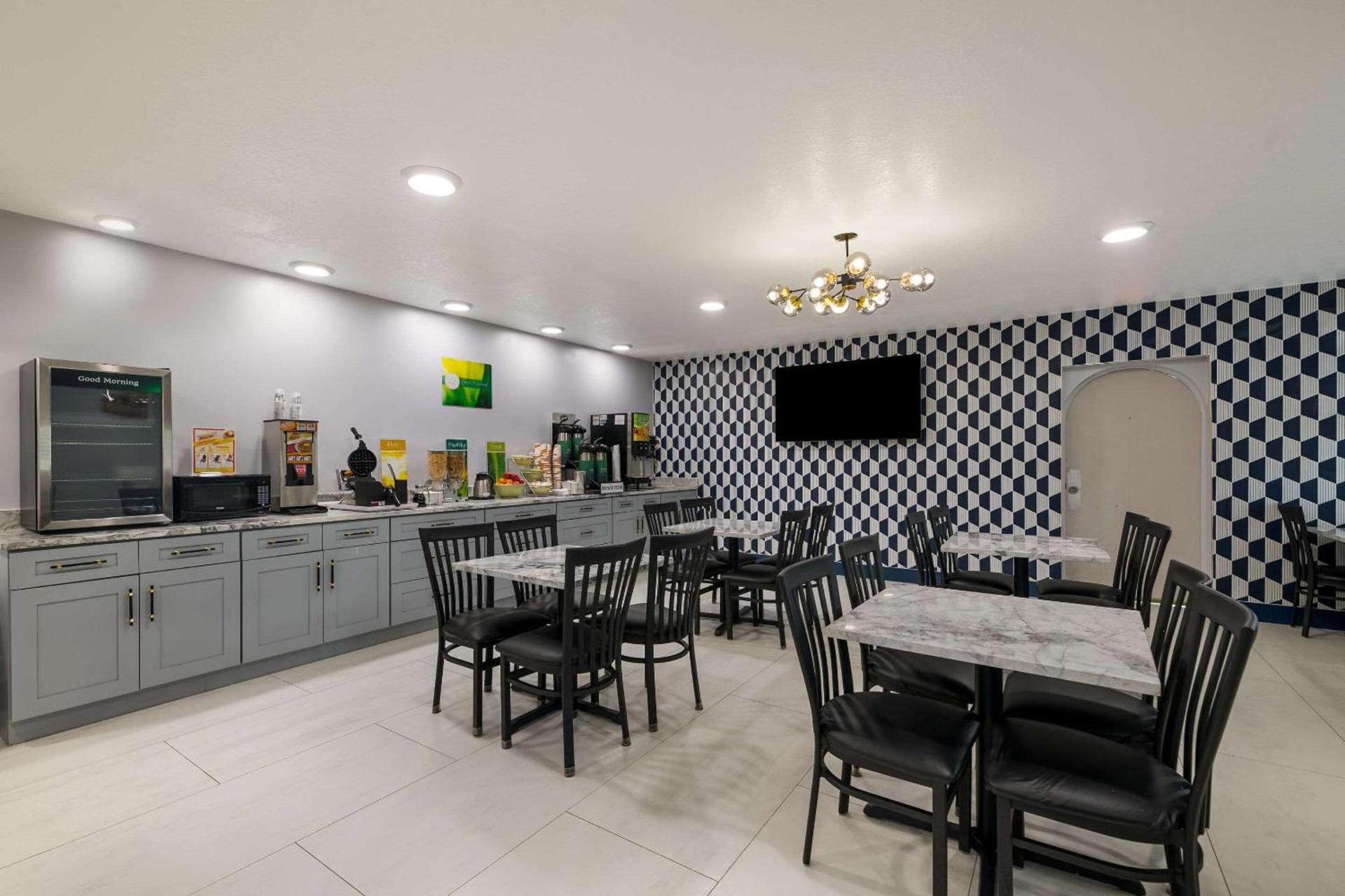 Quality Inn & Suites Altamonte Springs Orlando-North photo 37