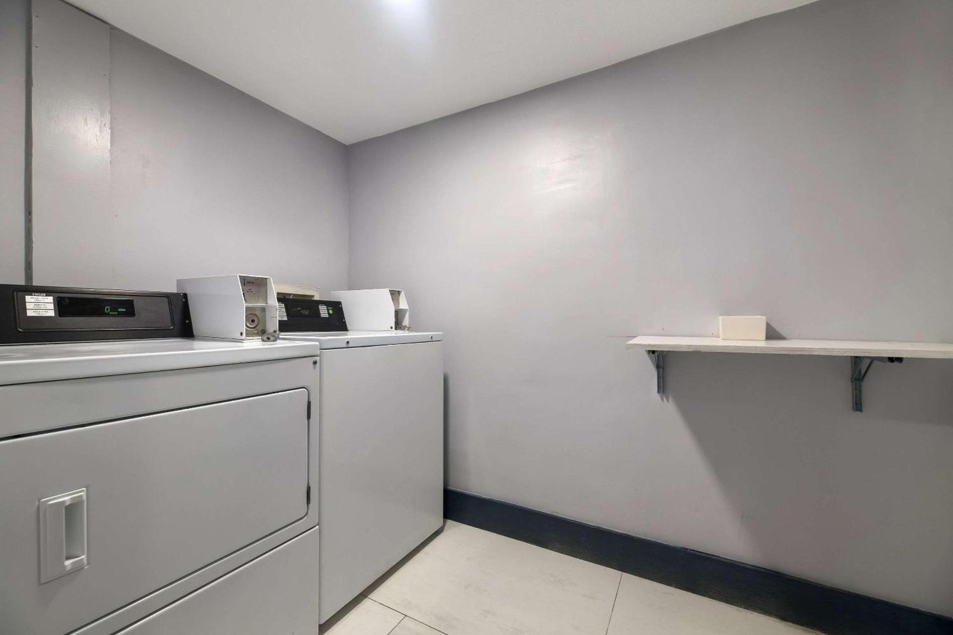 Quality Inn & Suites Altamonte Springs Orlando-North photo 38
