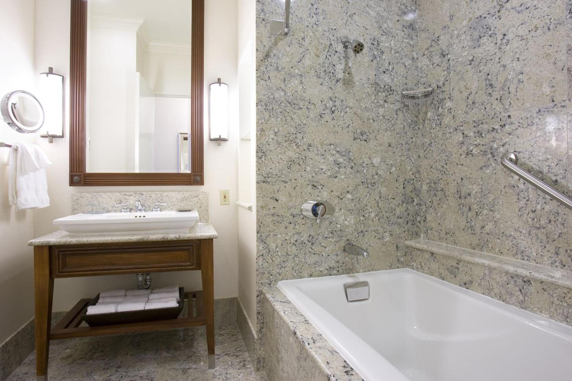 Hilton New Orleans Riverside photo 85