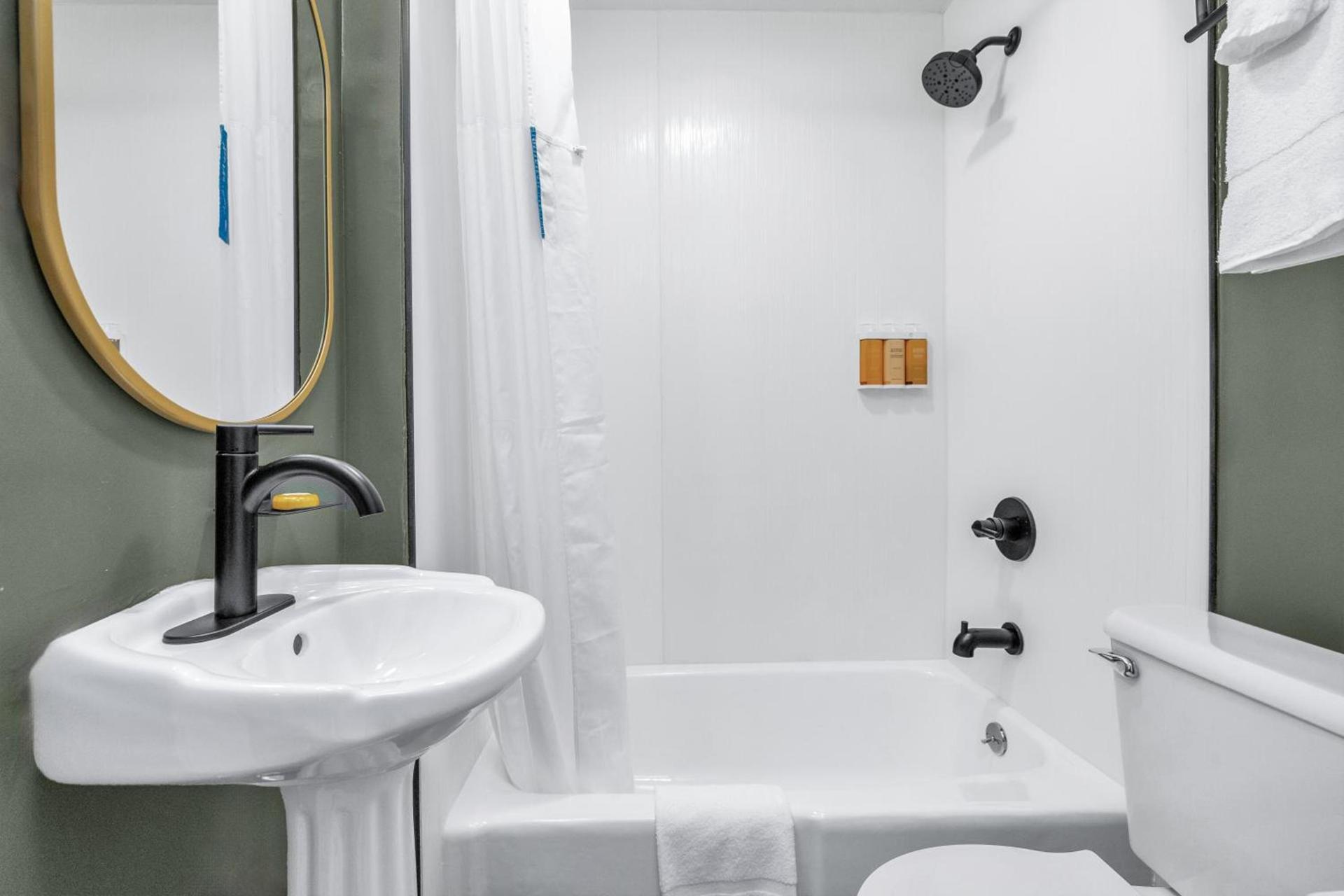 Nob Hill Hotel photo 13