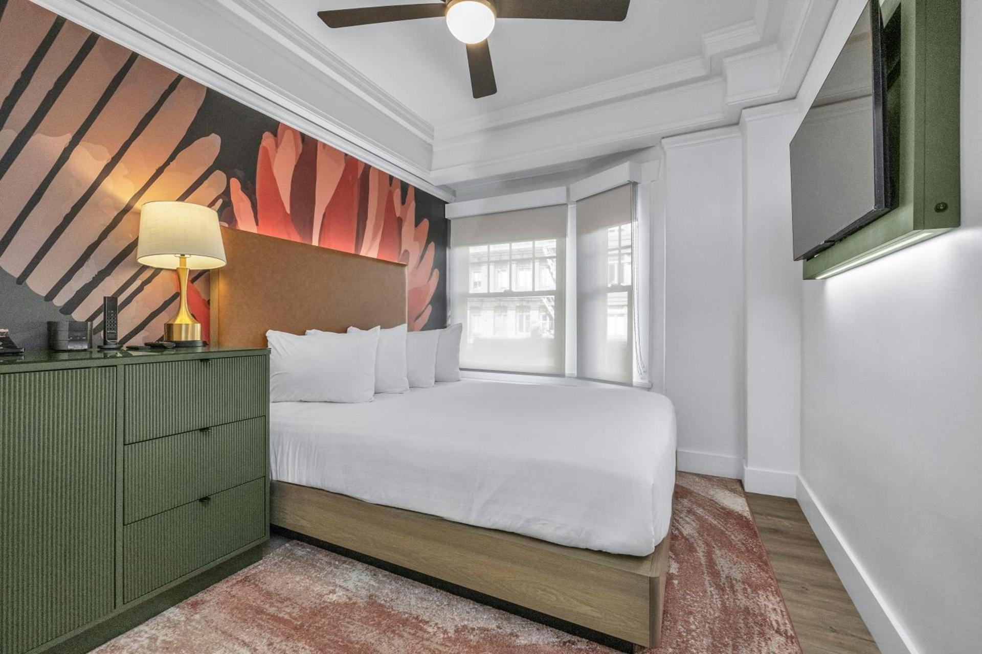 Nob Hill Hotel photo 16
