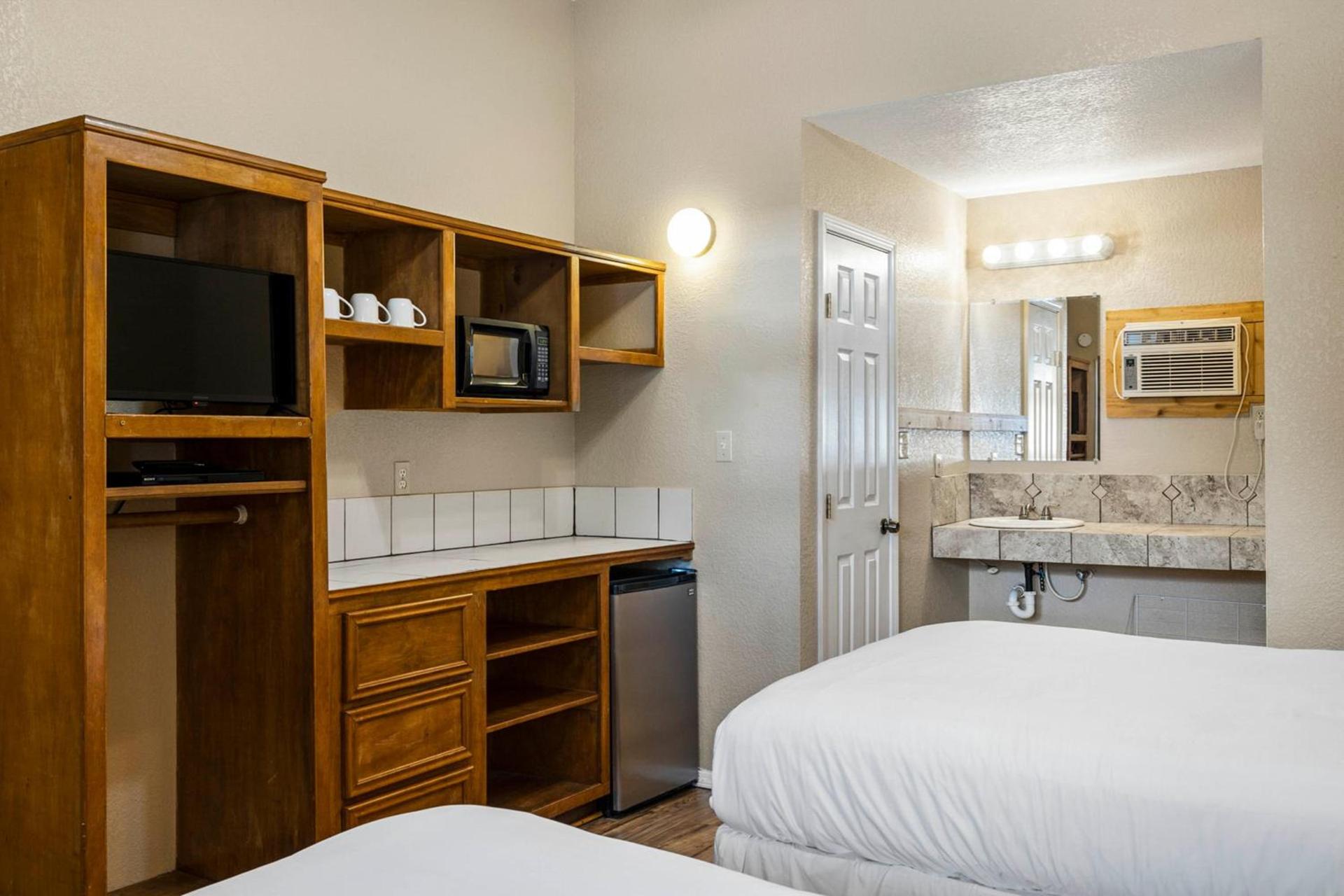 The Claire Hotel photo 34