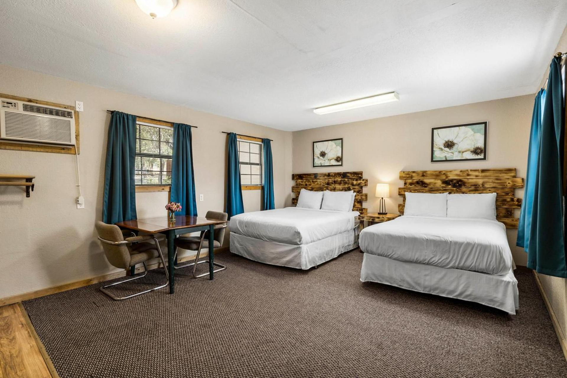 The Claire Hotel photo 30