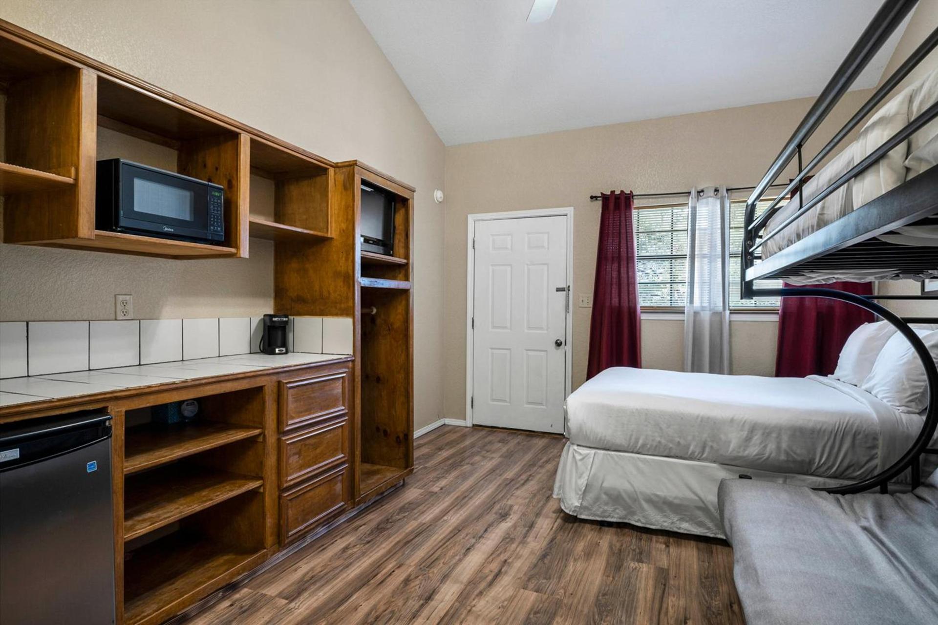 The Claire Hotel photo 18